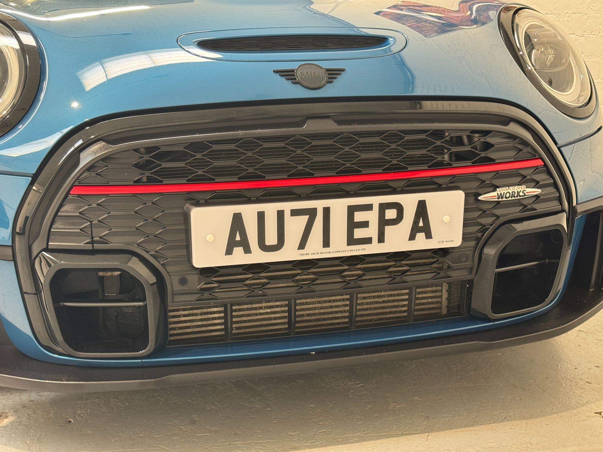 MINI Hatch - Image 34