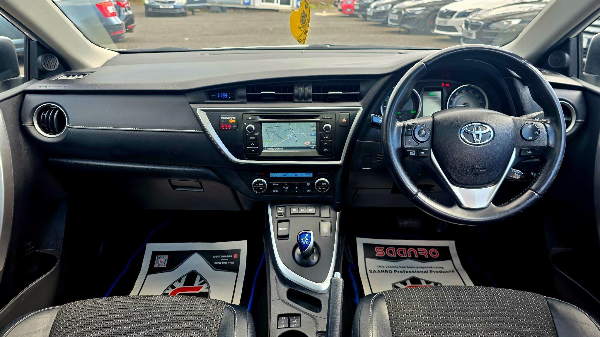 Toyota Auris - Image 20