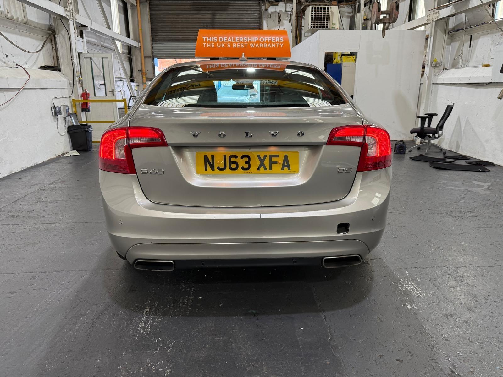 Volvo S60 - Image 12