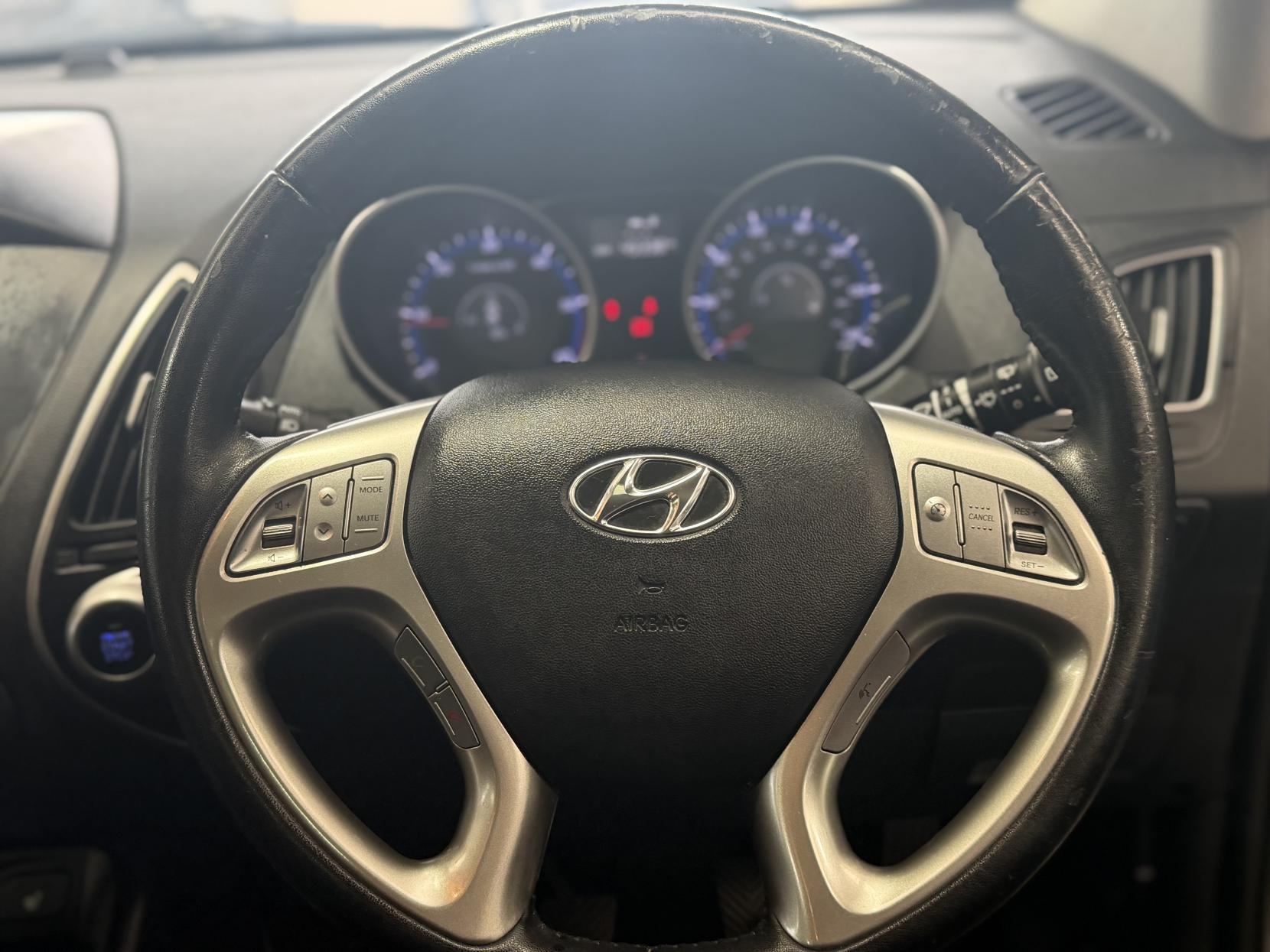 Hyundai ix35 - Image 19