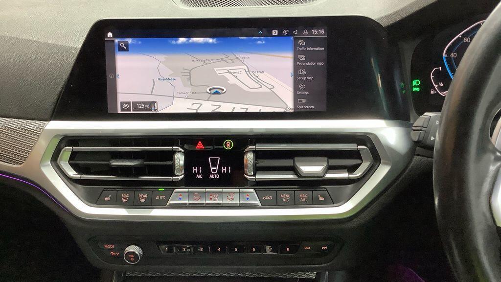 BMW 3 Series - Image 2