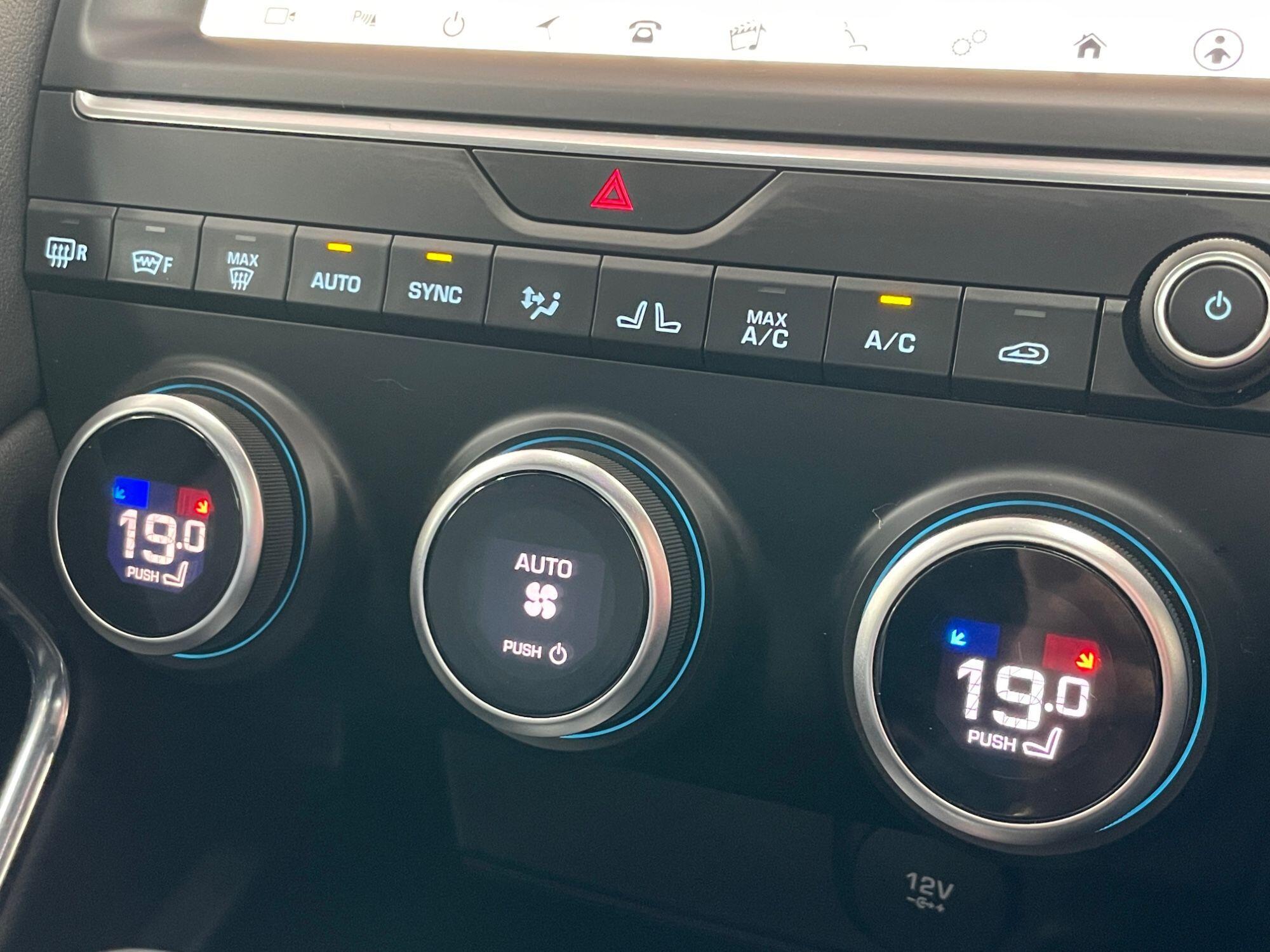 Jaguar E-Pace - Image 47