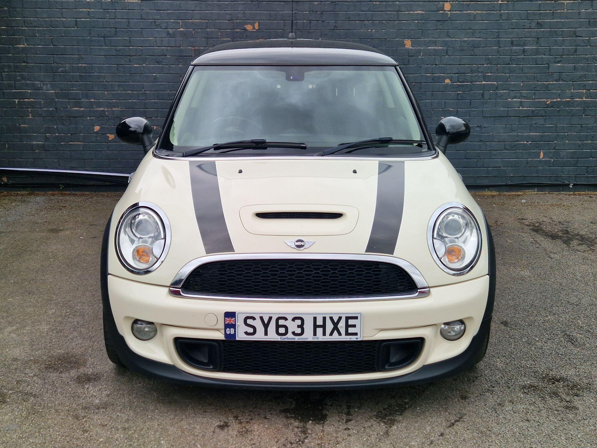 MINI Hatch - Image 4