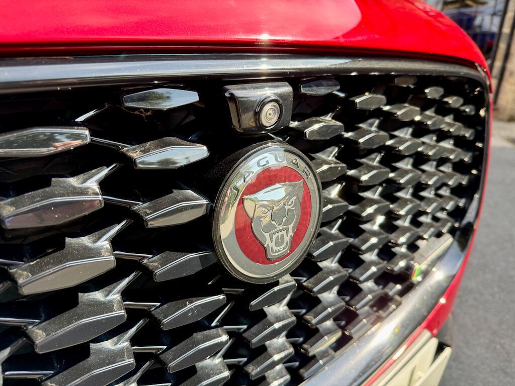 Jaguar F-Pace - Image 16