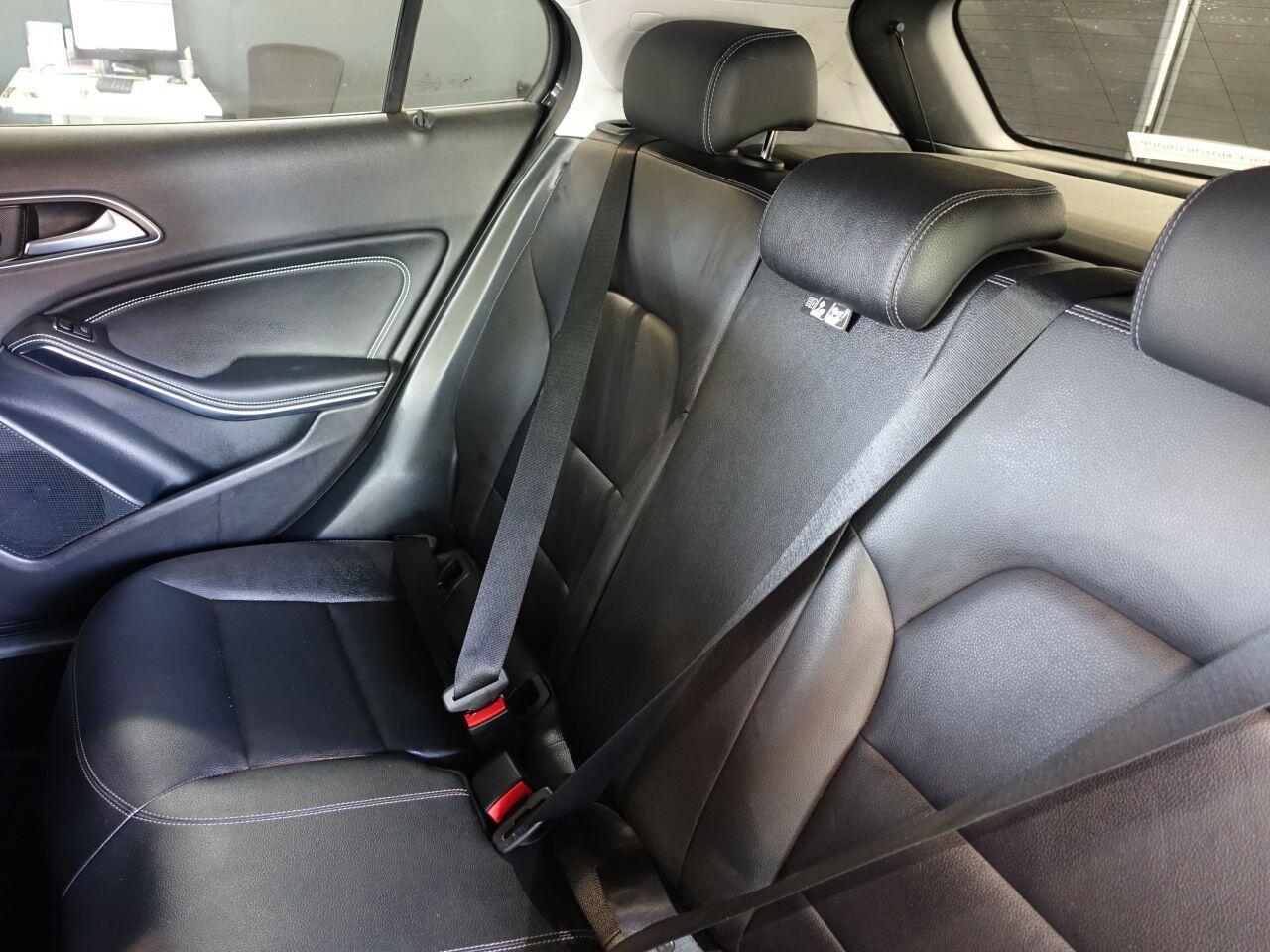 Mercedes-benz GLA - Image 17