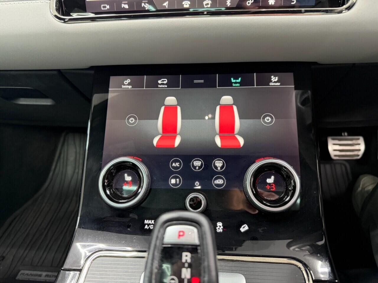 Land Rover Range Rover Evoque - Image 34