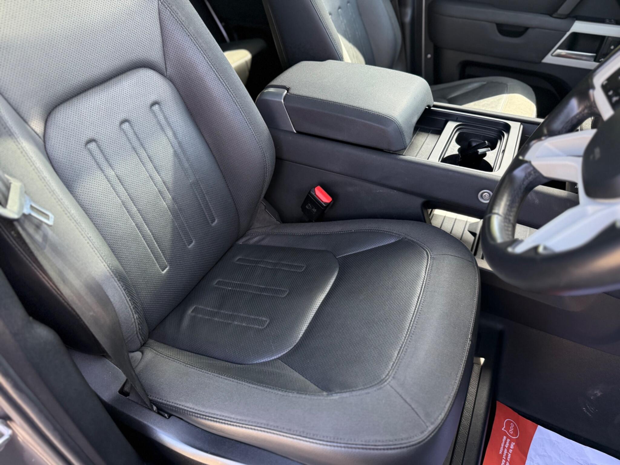 Land Rover Defender 110 - Image 16