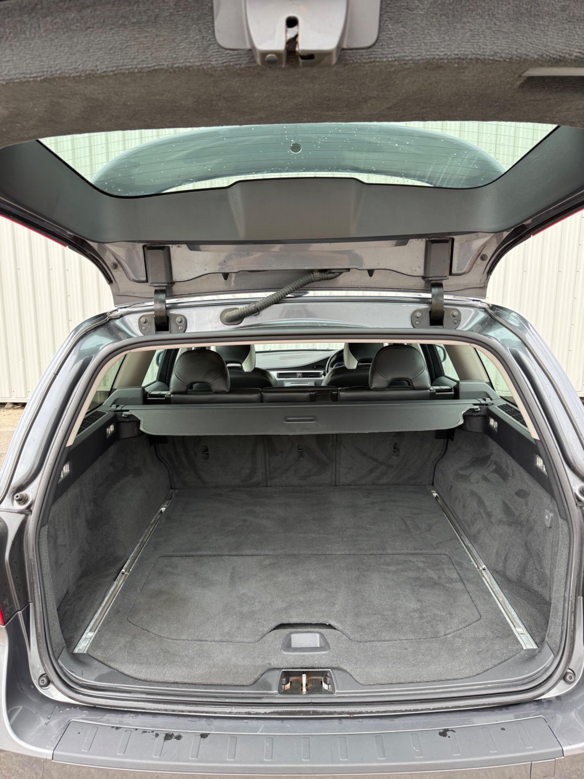 Volvo V70 - Image 28