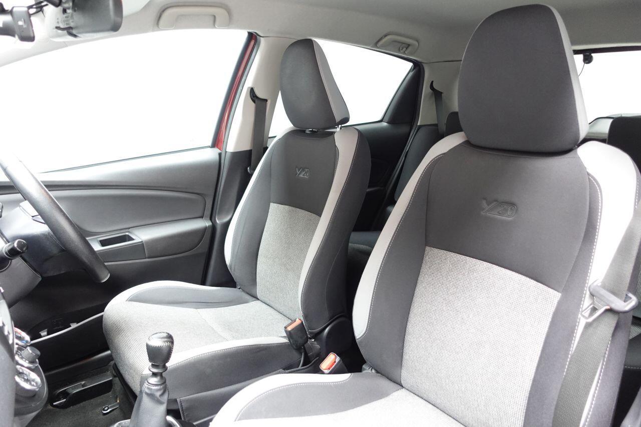 Toyota Yaris - Image 17