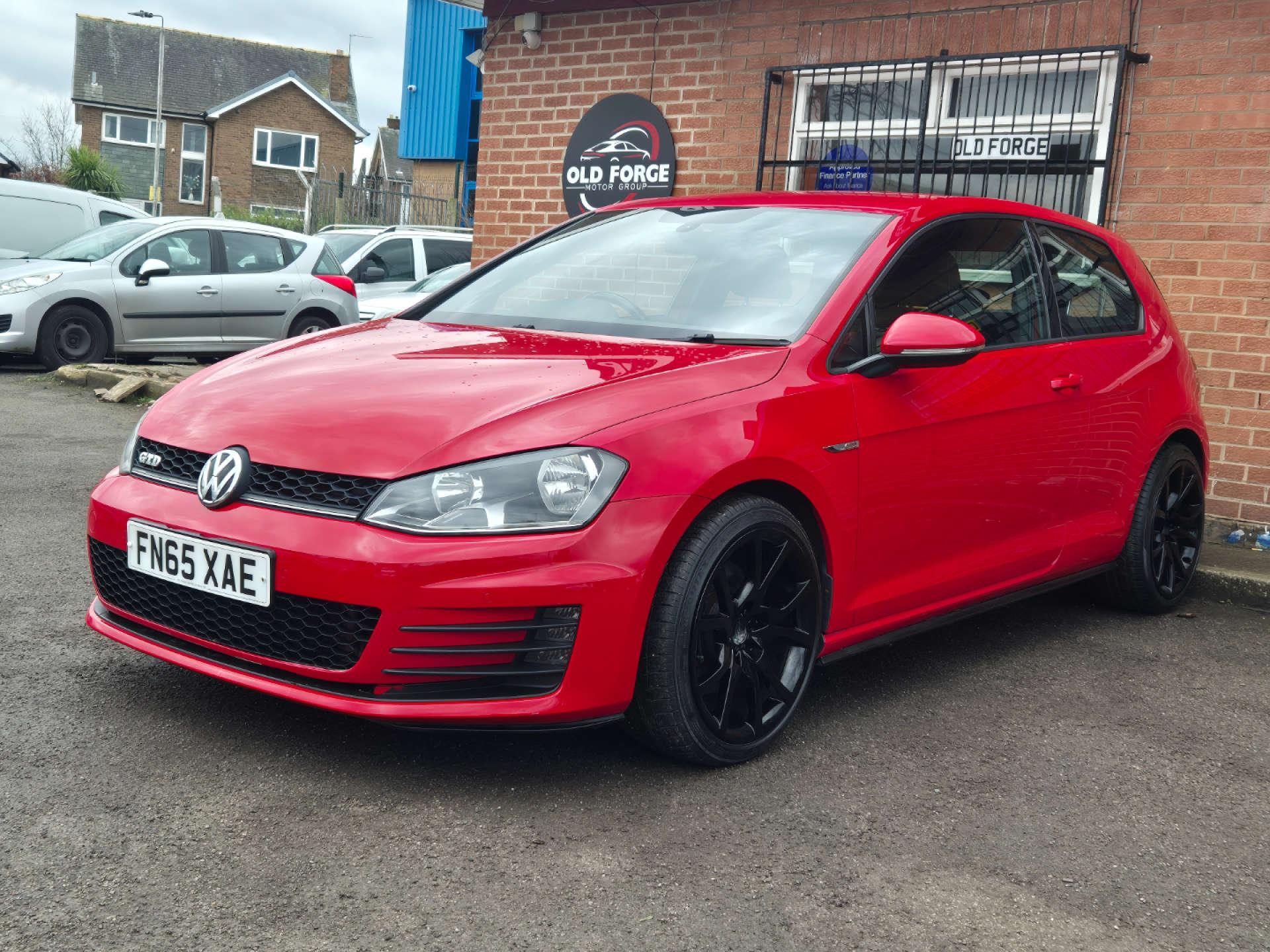 Volkswagen Golf - Image 17