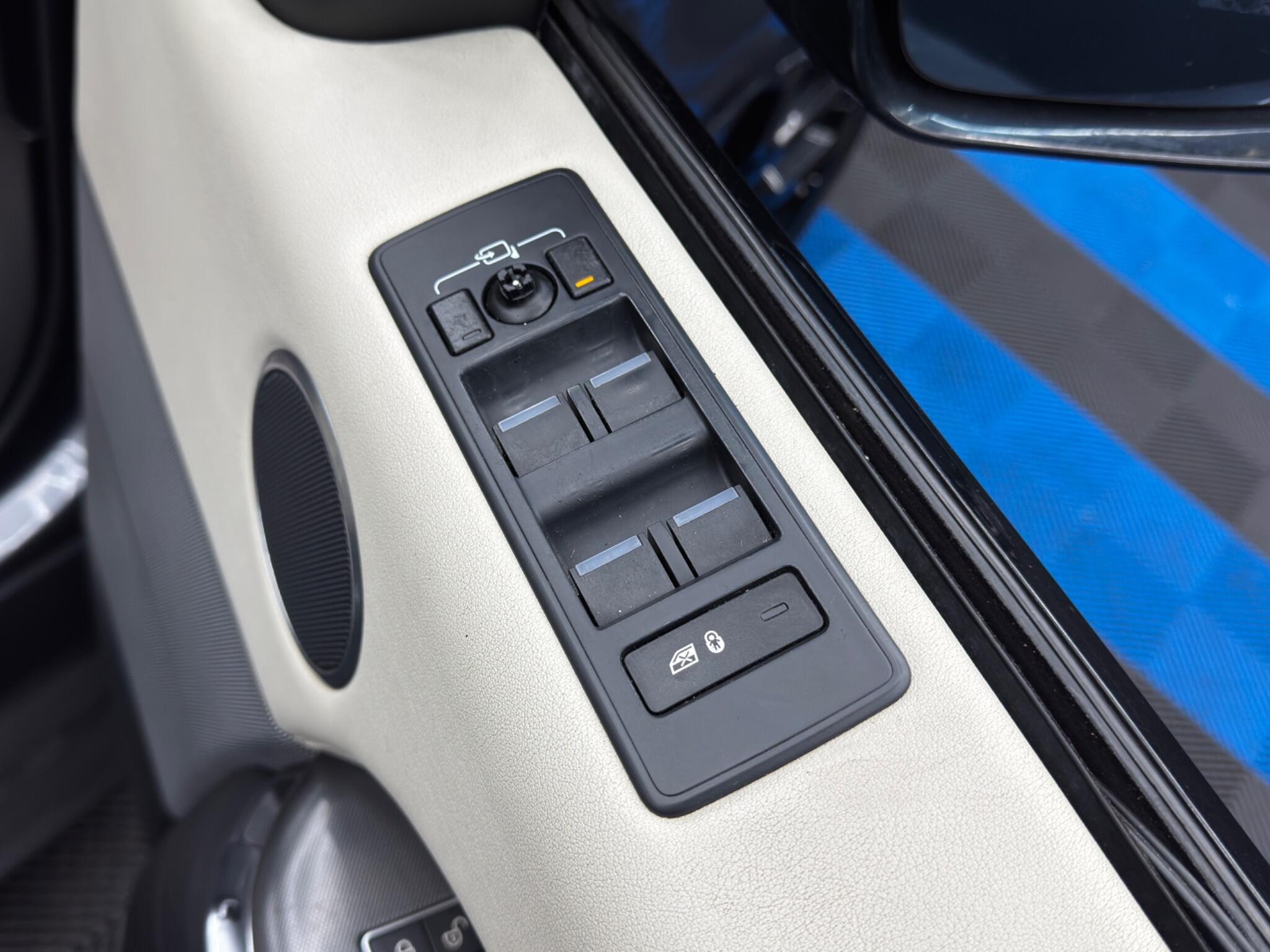 Land Rover RANGE ROVER SPORT - Image 42