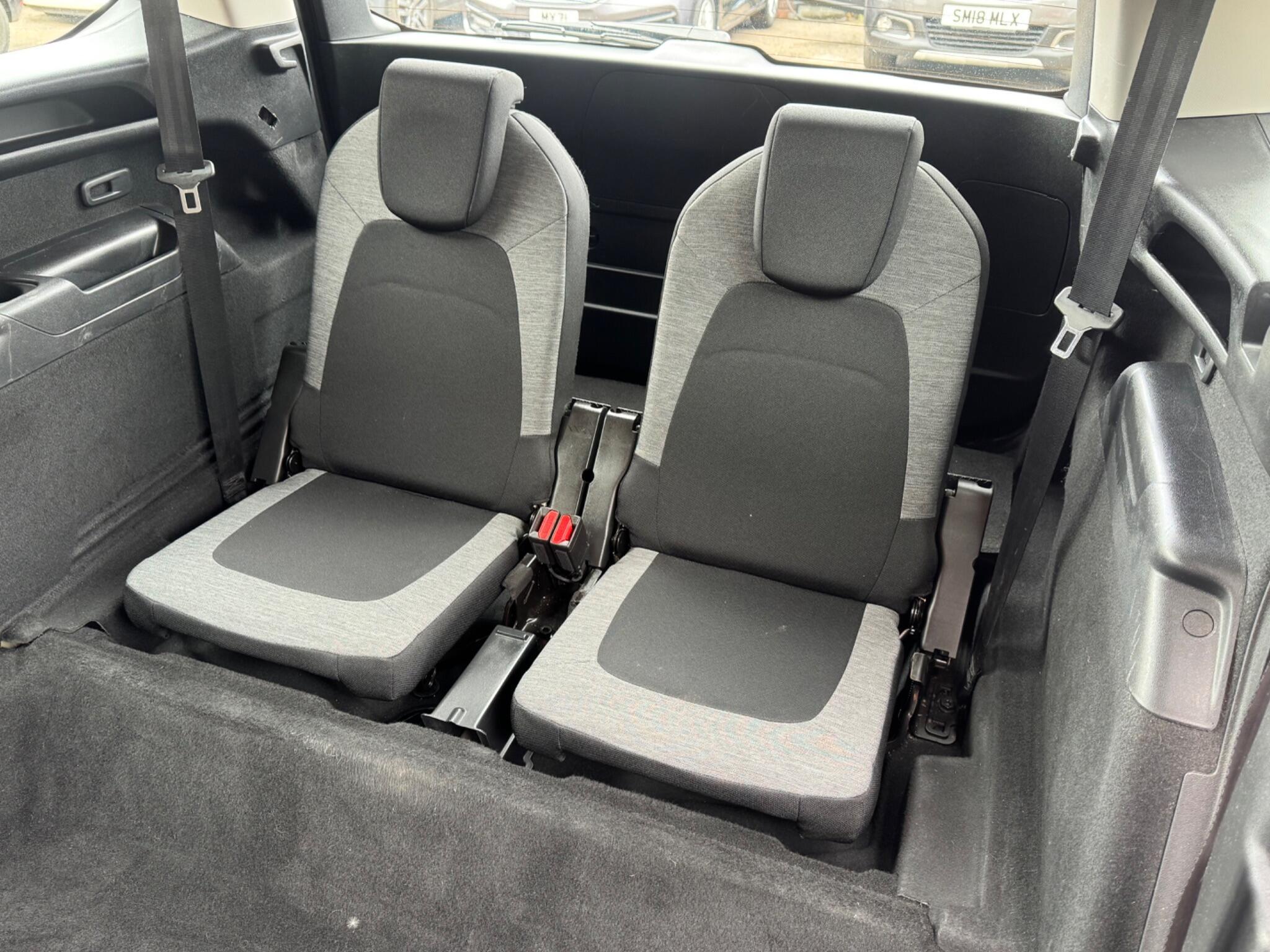 Citroen Grand C4 Picasso - Image 24