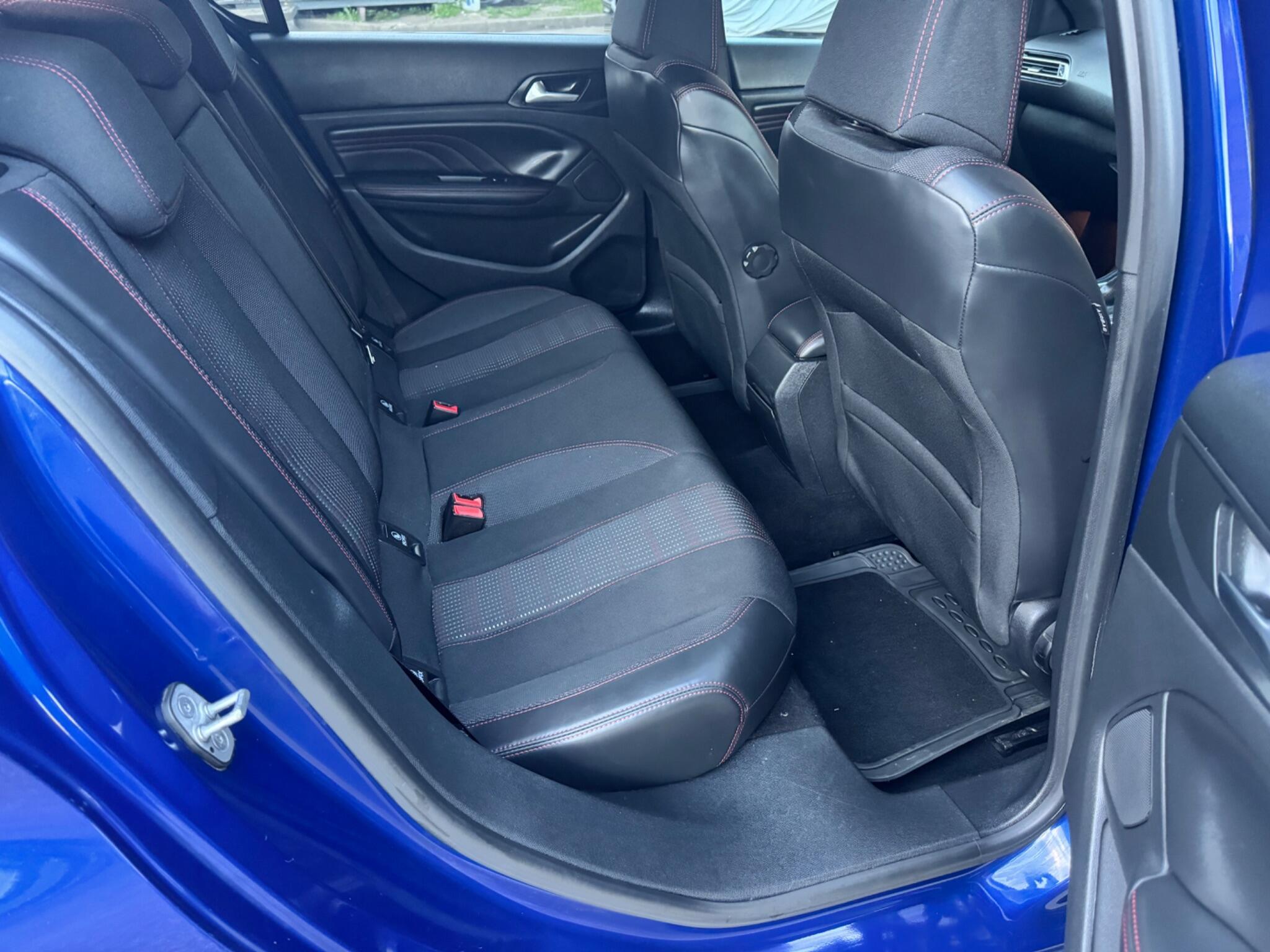 Peugeot 308 - Image 30