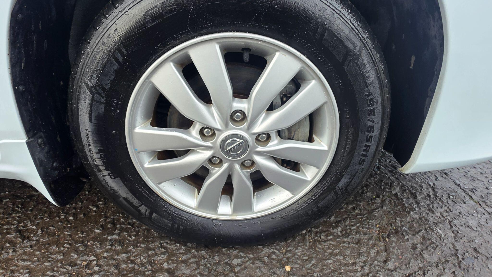 Nissan Serena - Image 46