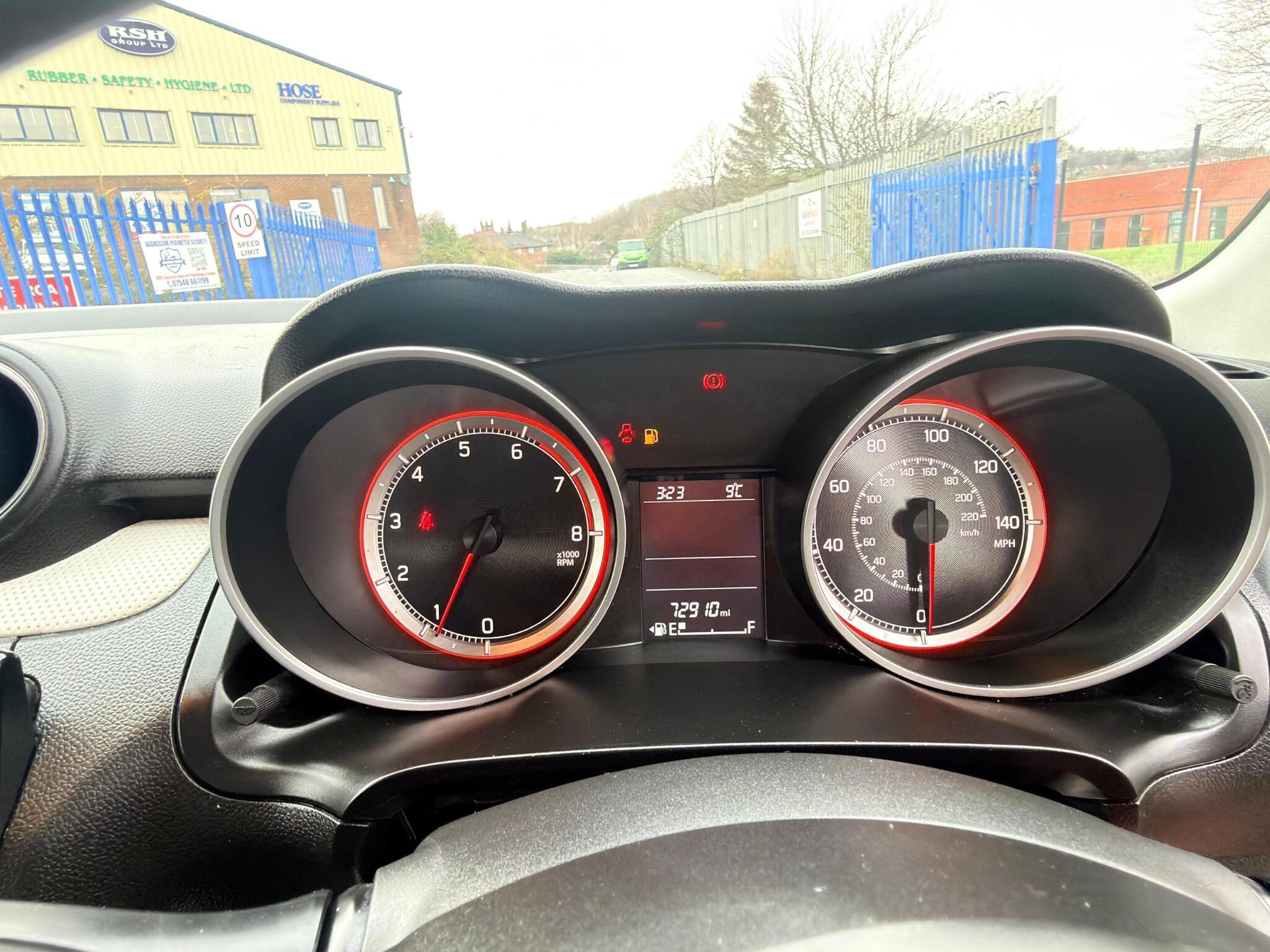 Suzuki Swift - Image 30