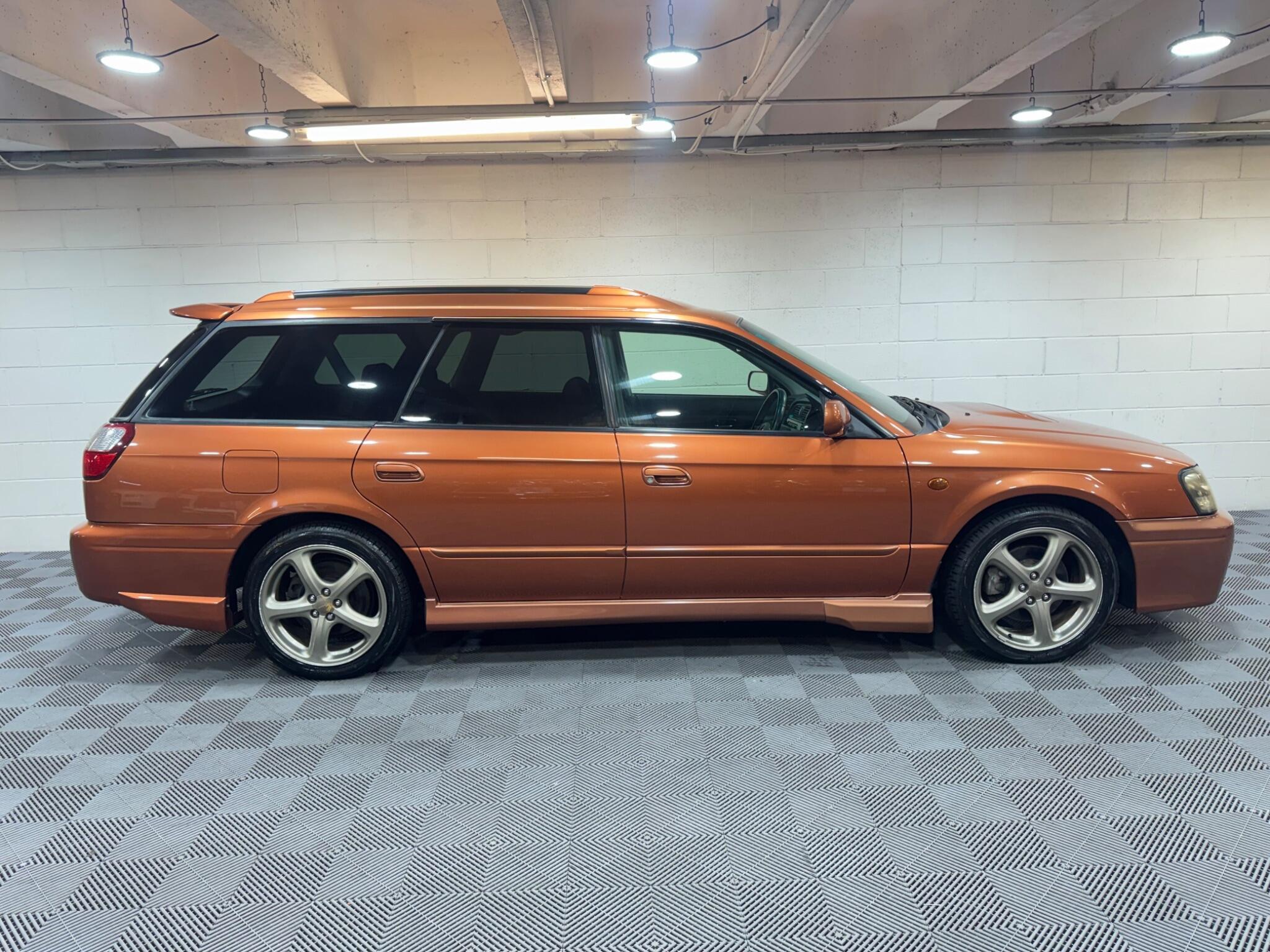 Subaru Legacy - Image 5