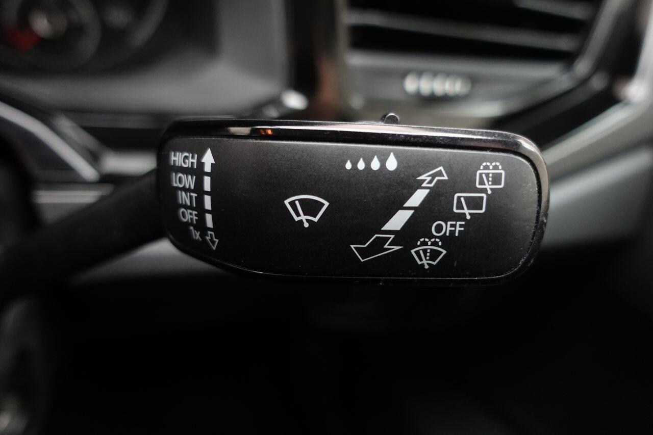 Volkswagen Polo - Image 32