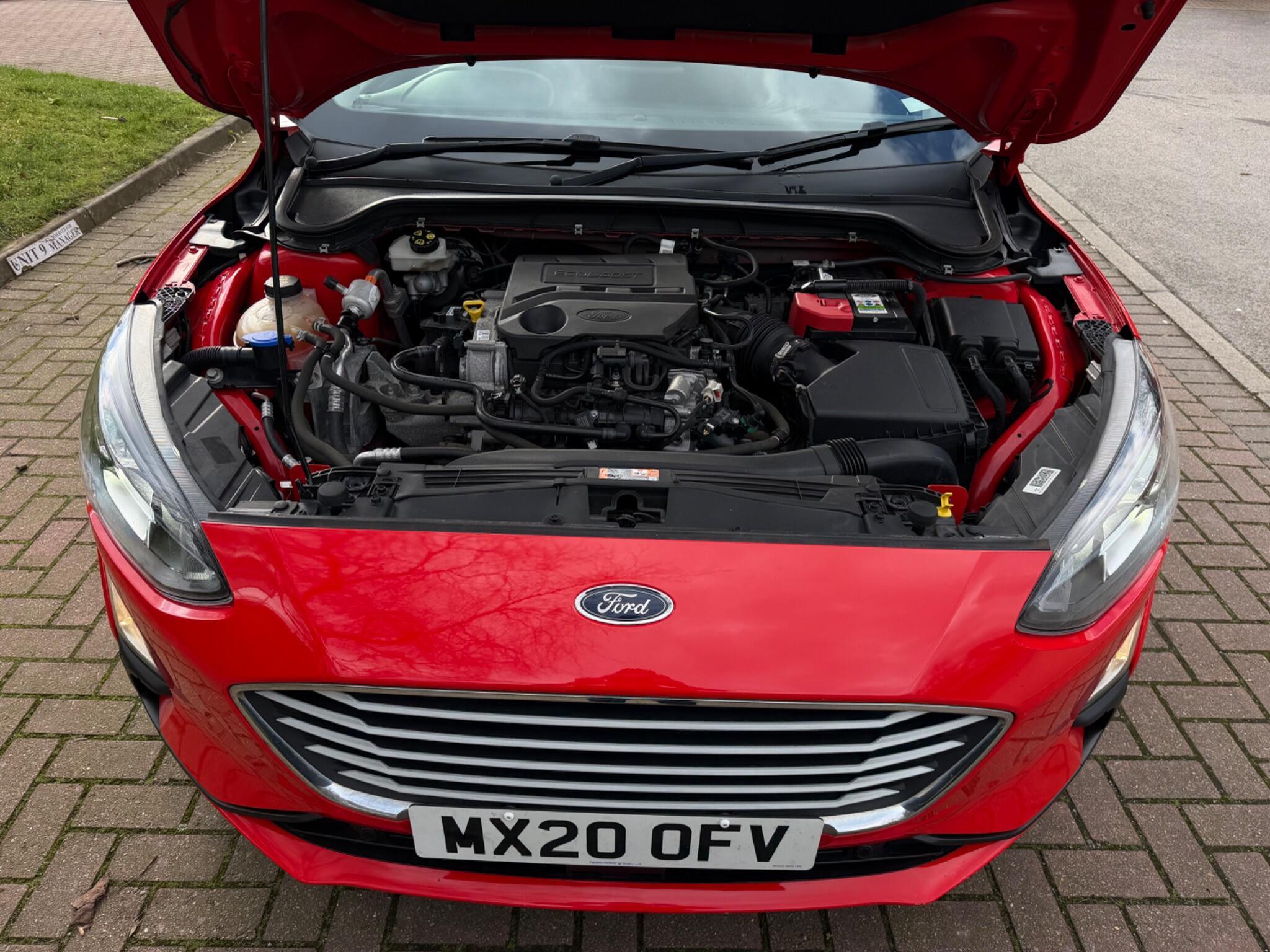 Ford Focus - Image 31