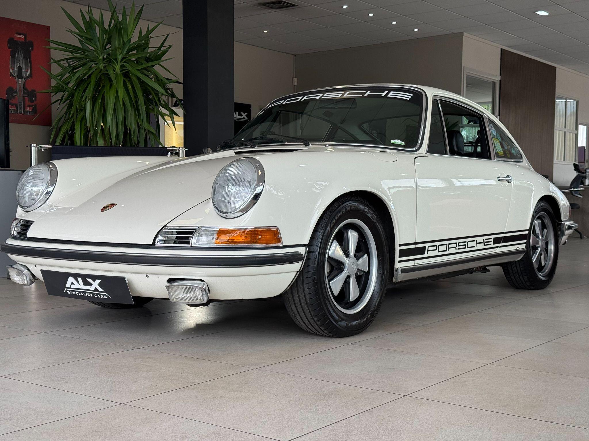 Porsche 911 - Image 11
