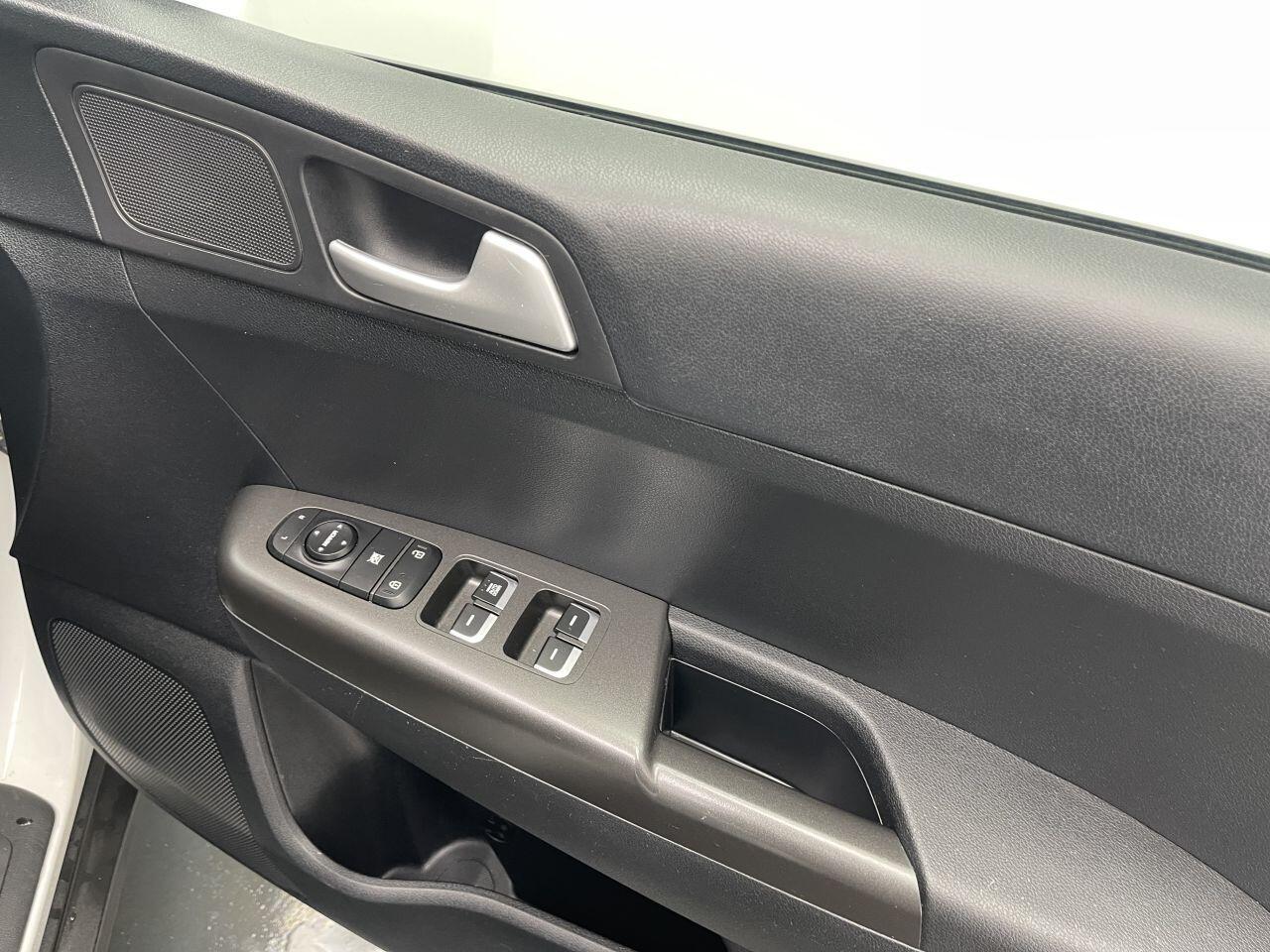 Kia Sportage - Image 14
