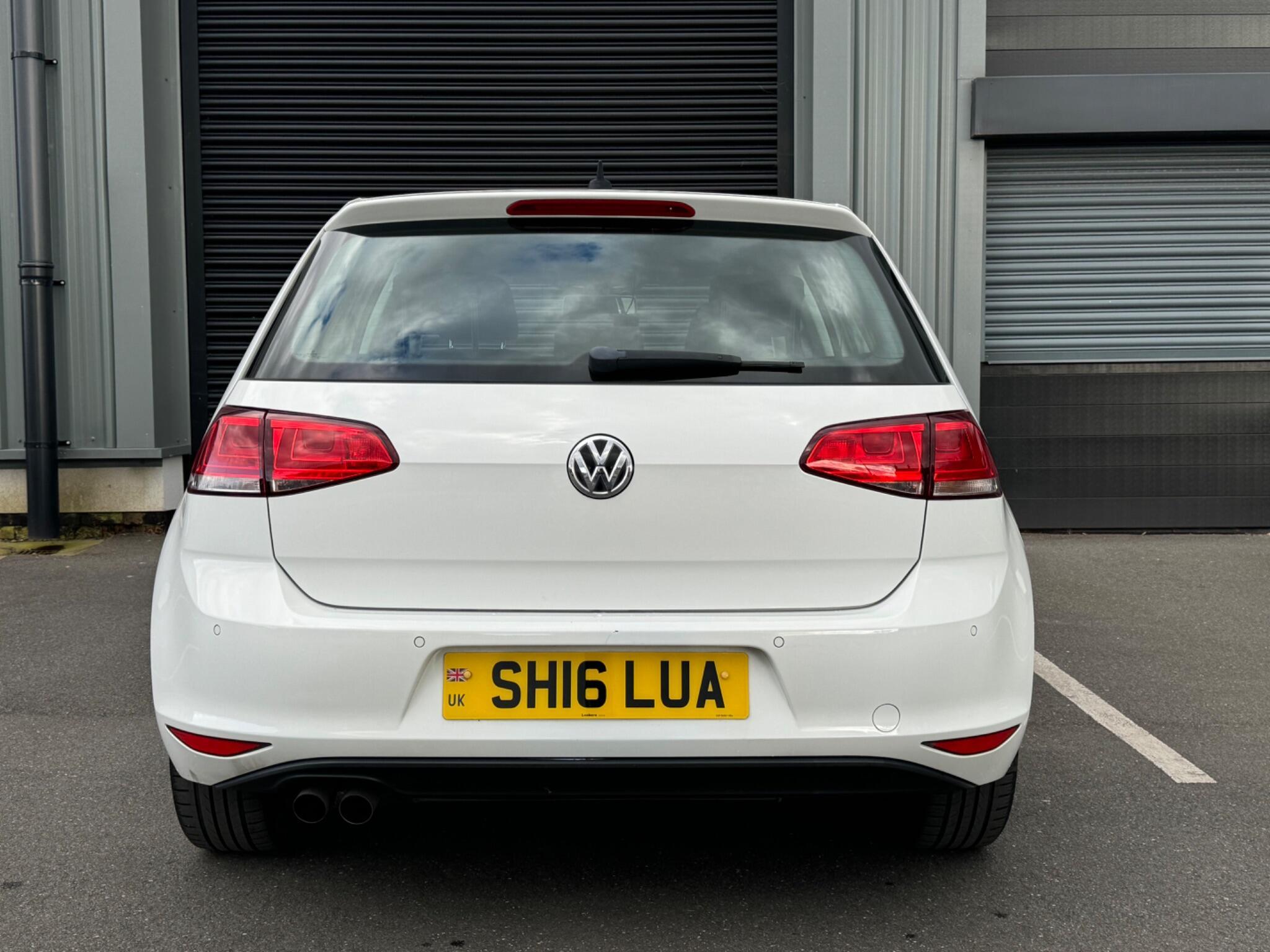 Volkswagen Golf - Image 5