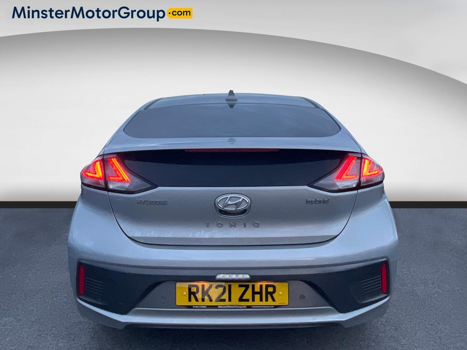 Hyundai Ioniq - Image 3