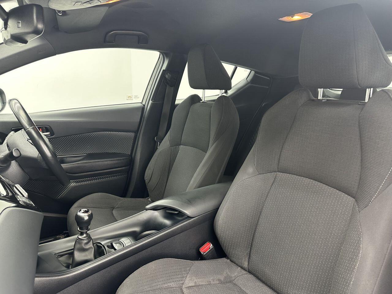 Toyota C-Hr - Image 13