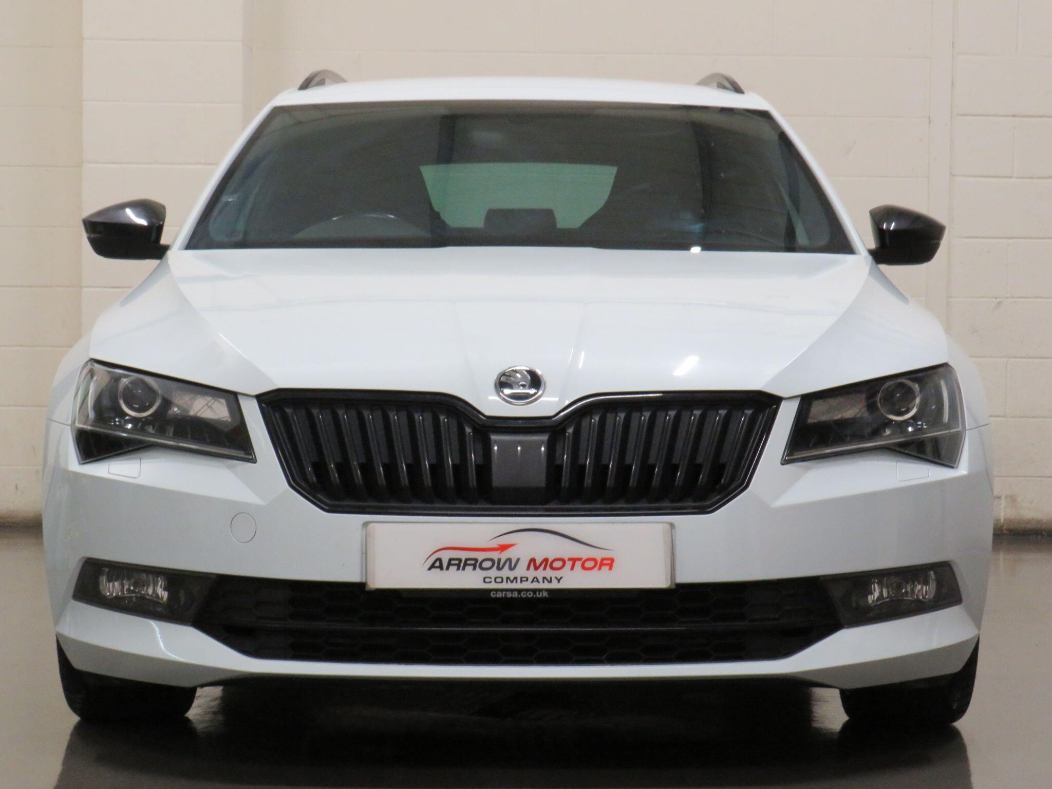 Skoda Superb - Image 9