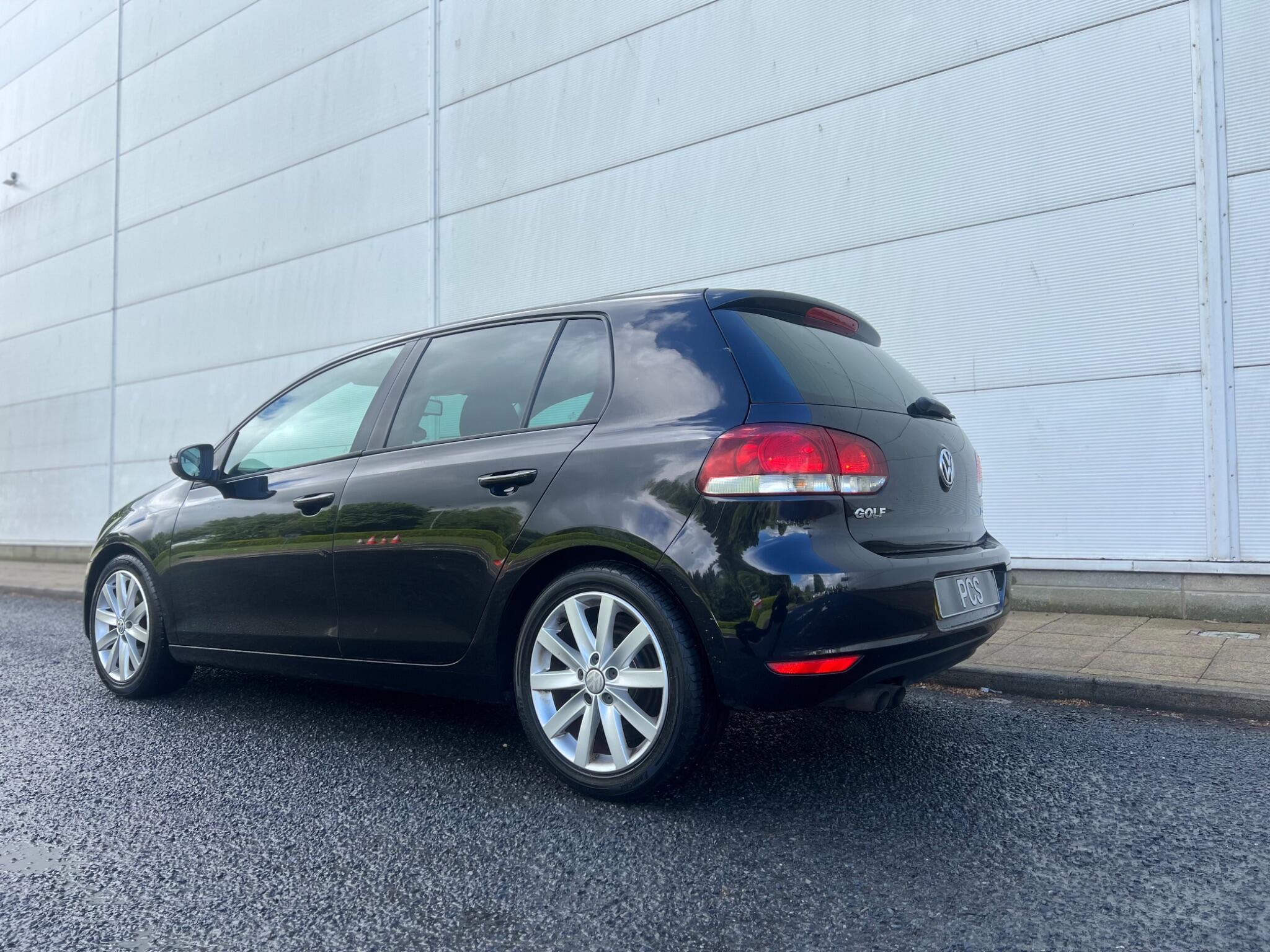 Volkswagen Golf - Image 25