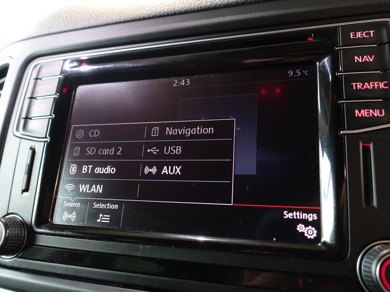 Volkswagen Sharan - Image 34