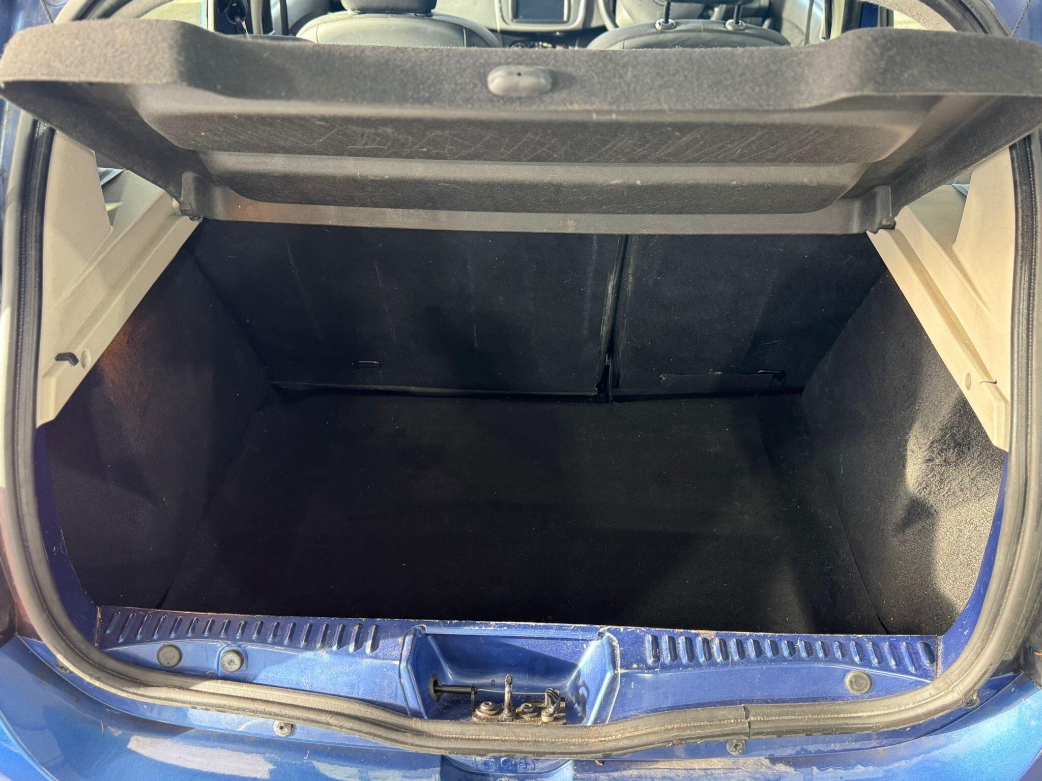 Dacia Sandero - Image 21