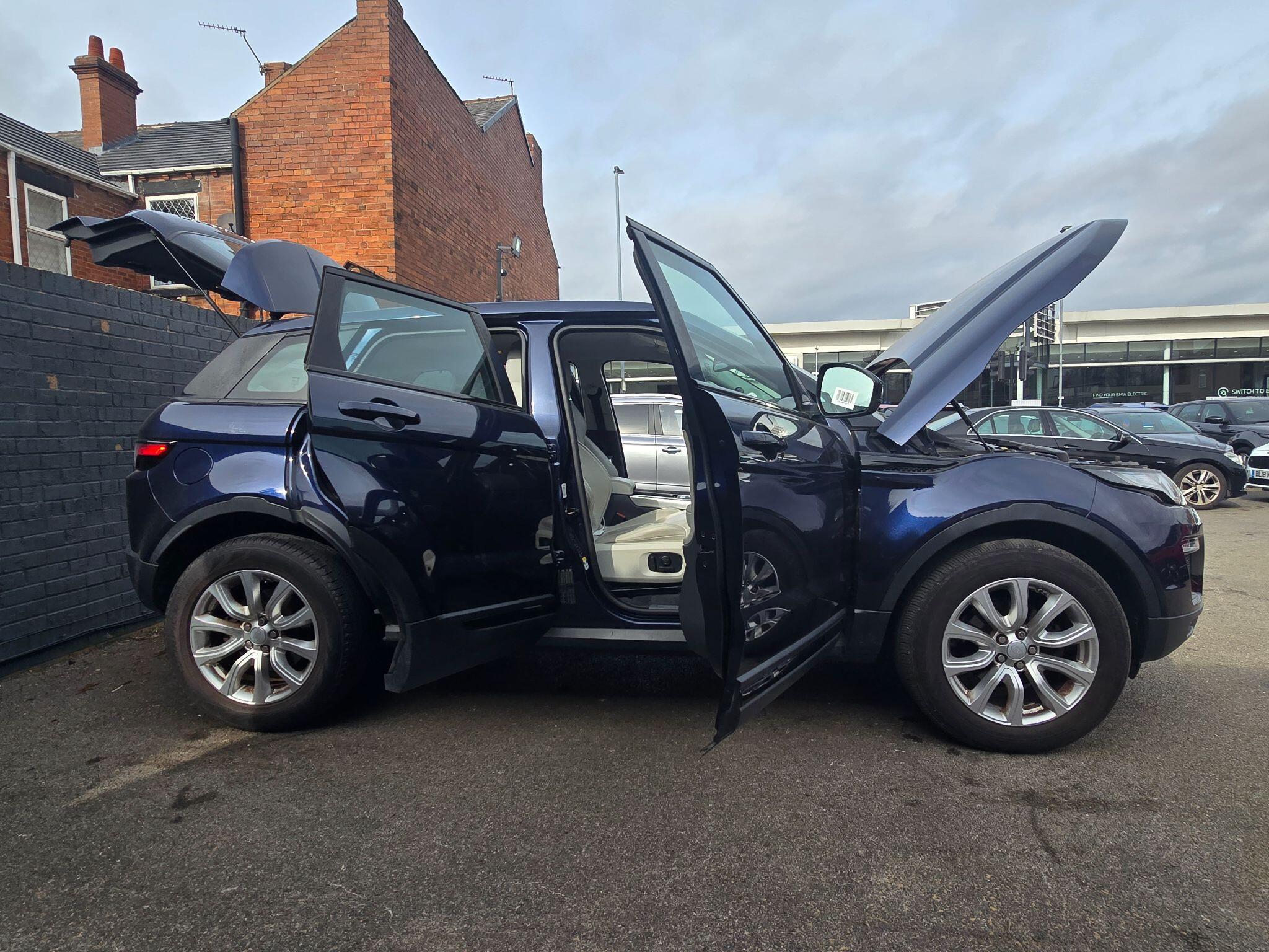 Land Rover Range Rover Evoque - Image 27