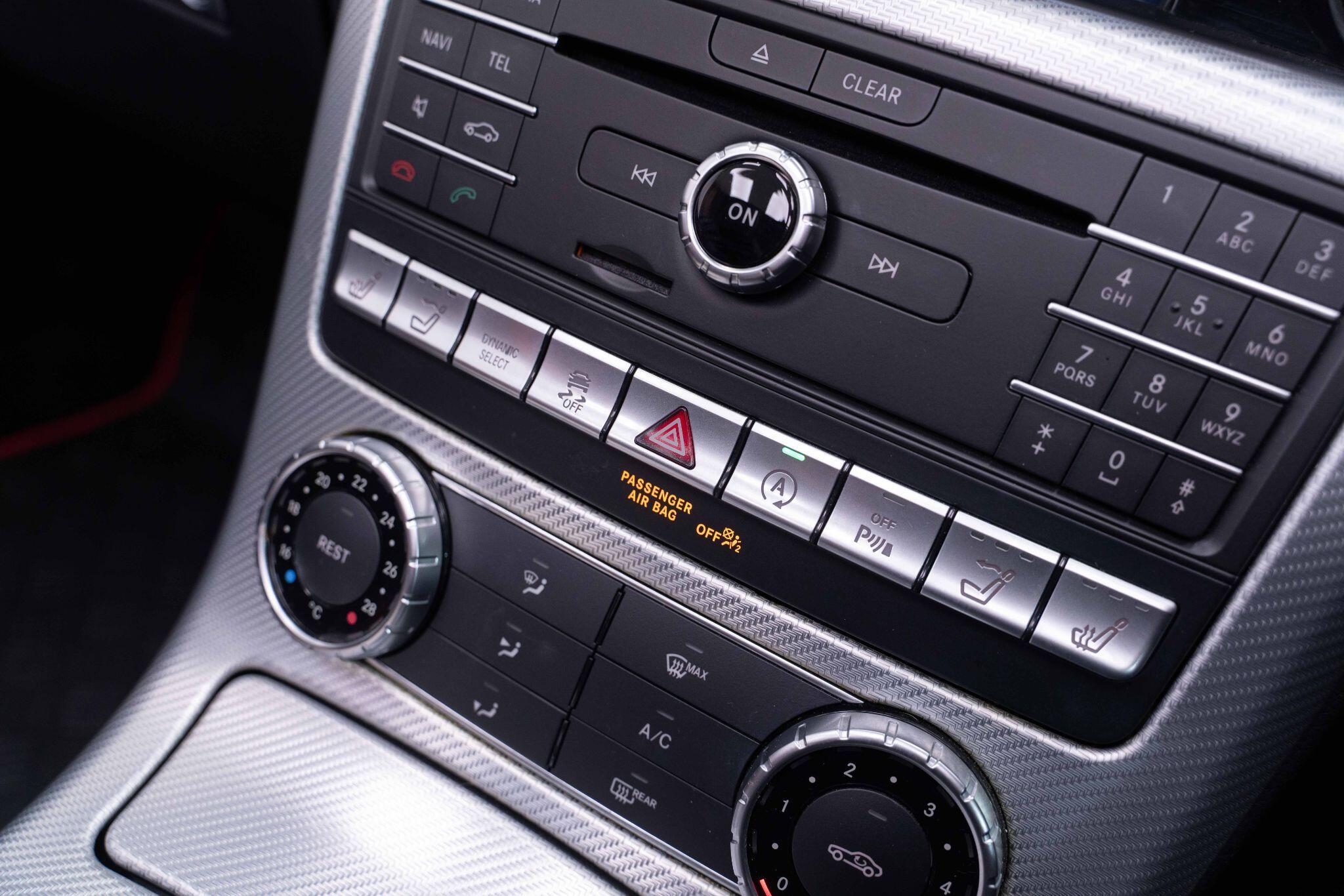 Mercedes SLC - Image 39