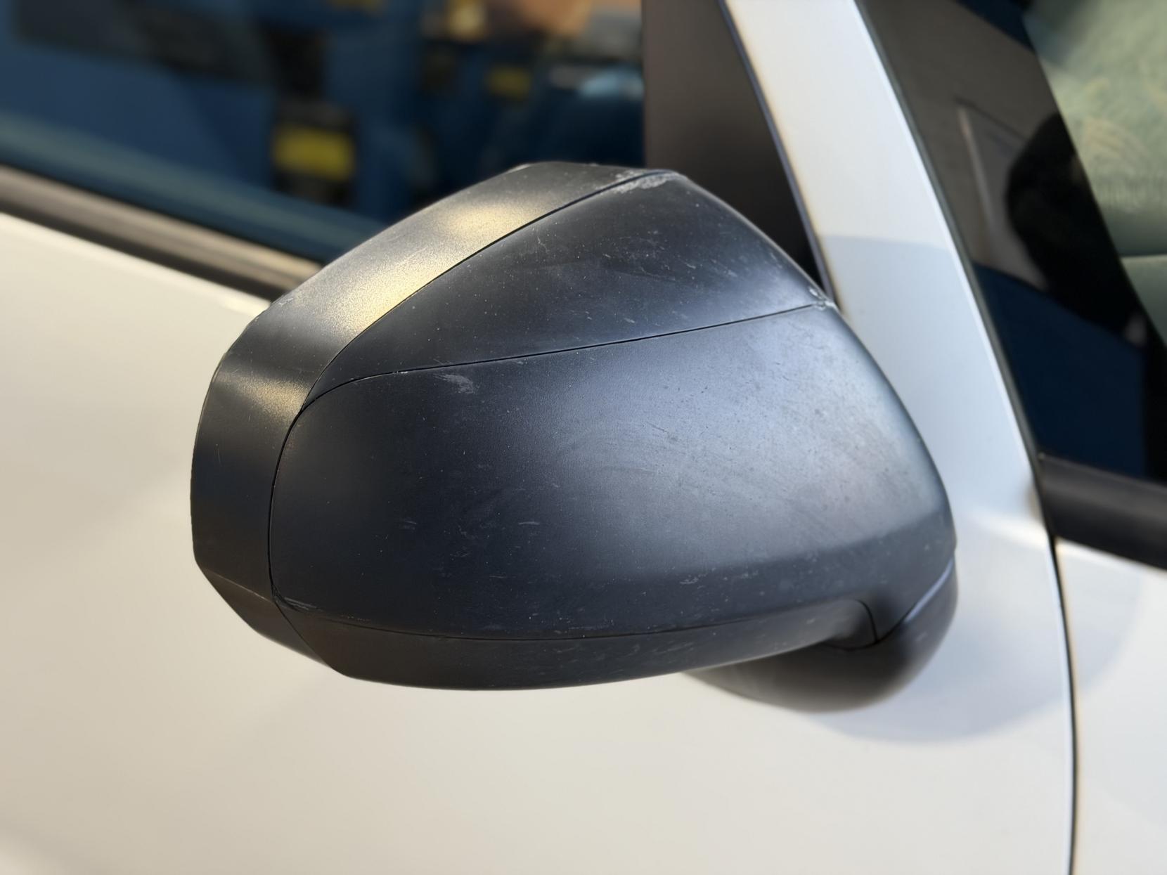Citroen C3 Picasso - Image 13