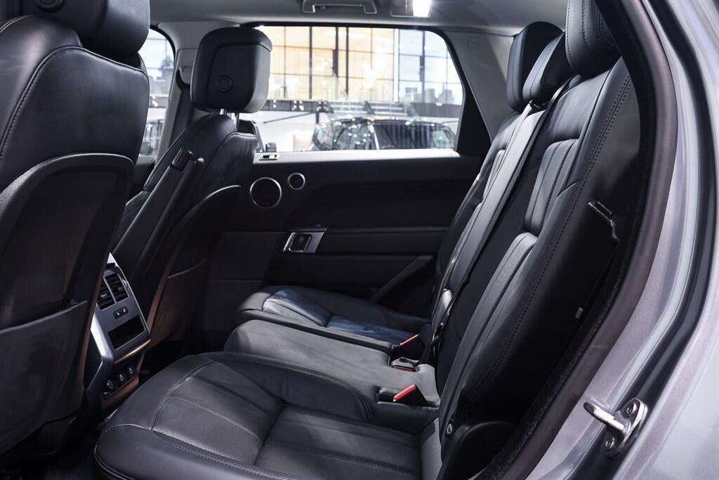 Land Rover RANGE ROVER SPORT - Image 13