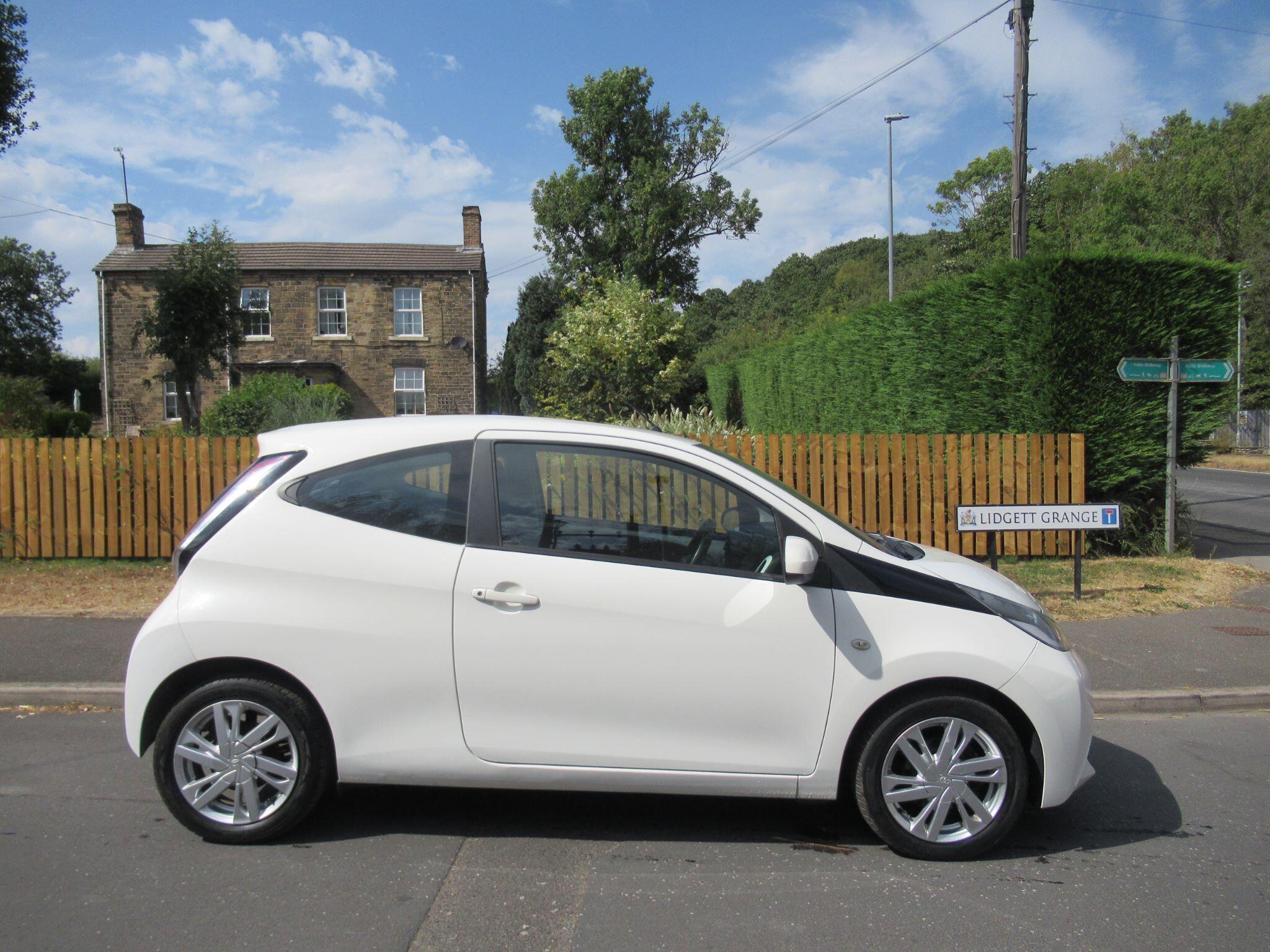 Toyota Aygo - Image 2