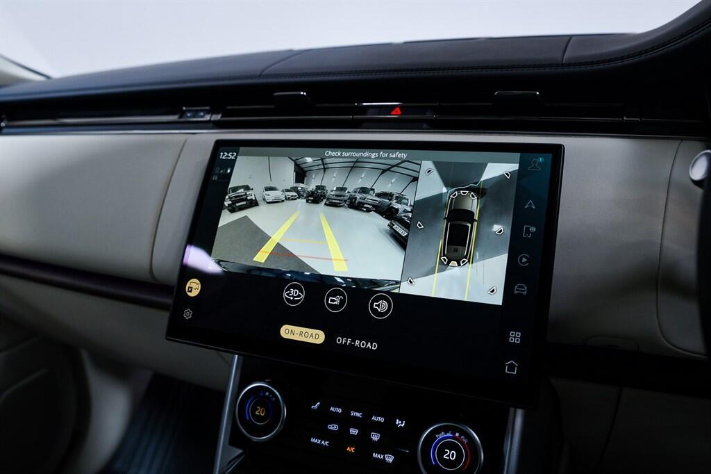 Land Rover Range Rover - Image 43