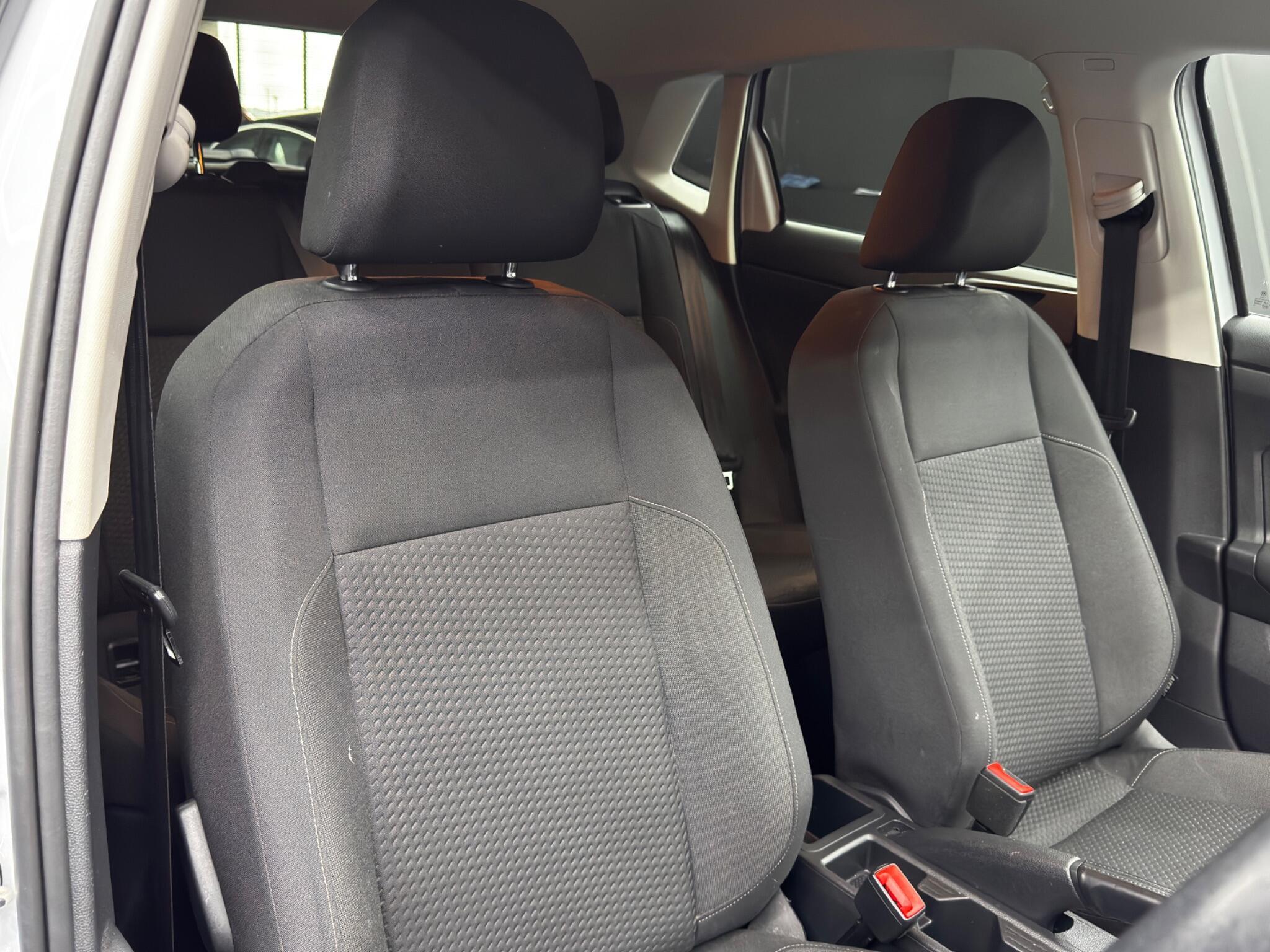 Volkswagen Polo - Image 12