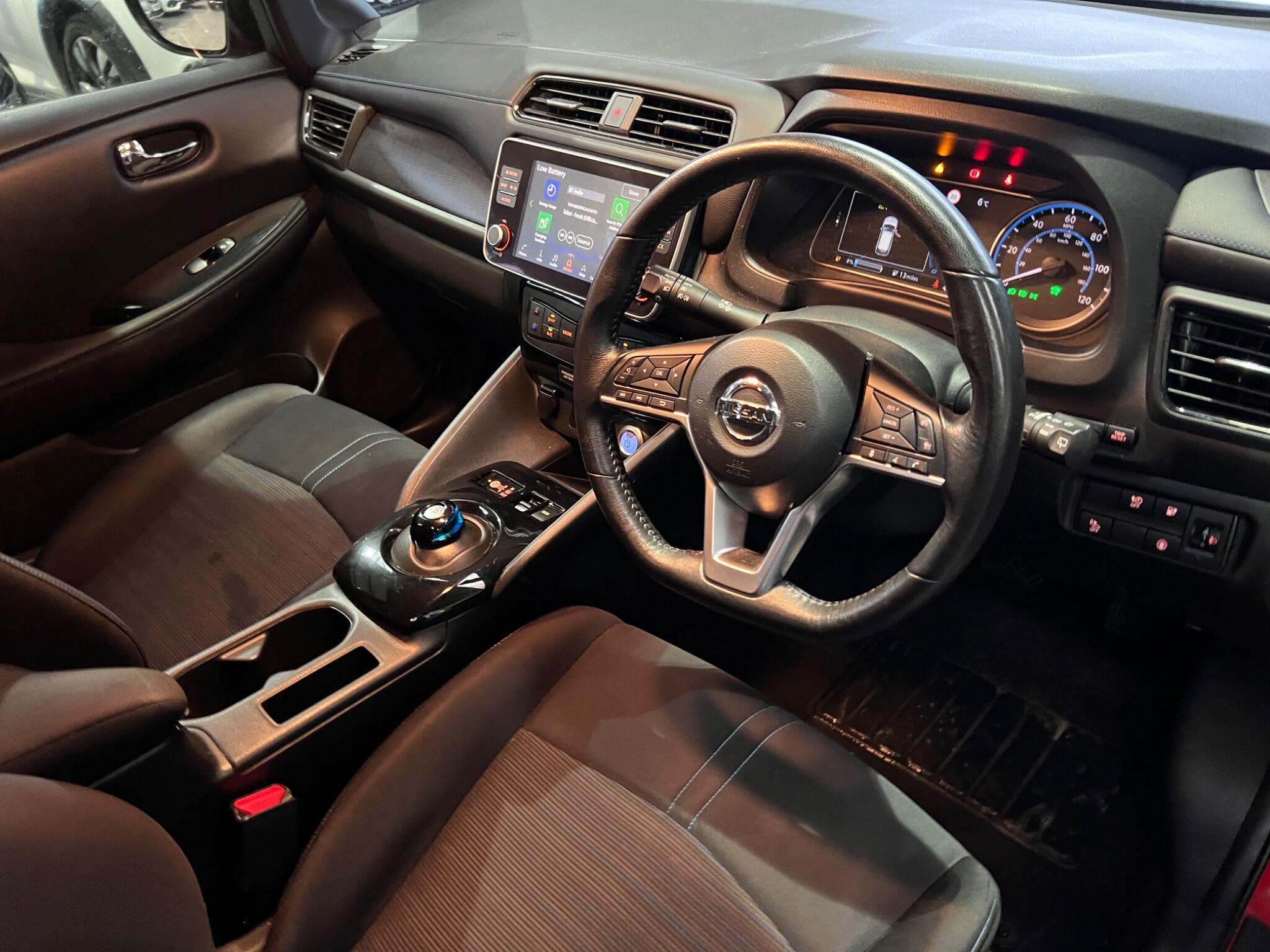 Nissan Leaf - Image 17