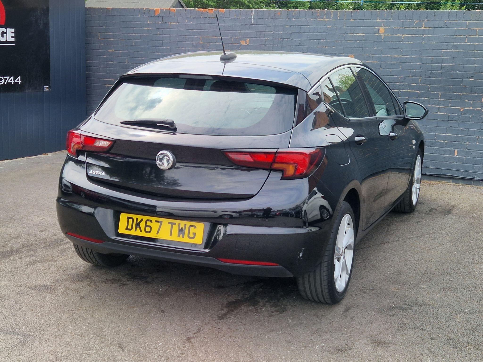 Vauxhall Astra - Image 10