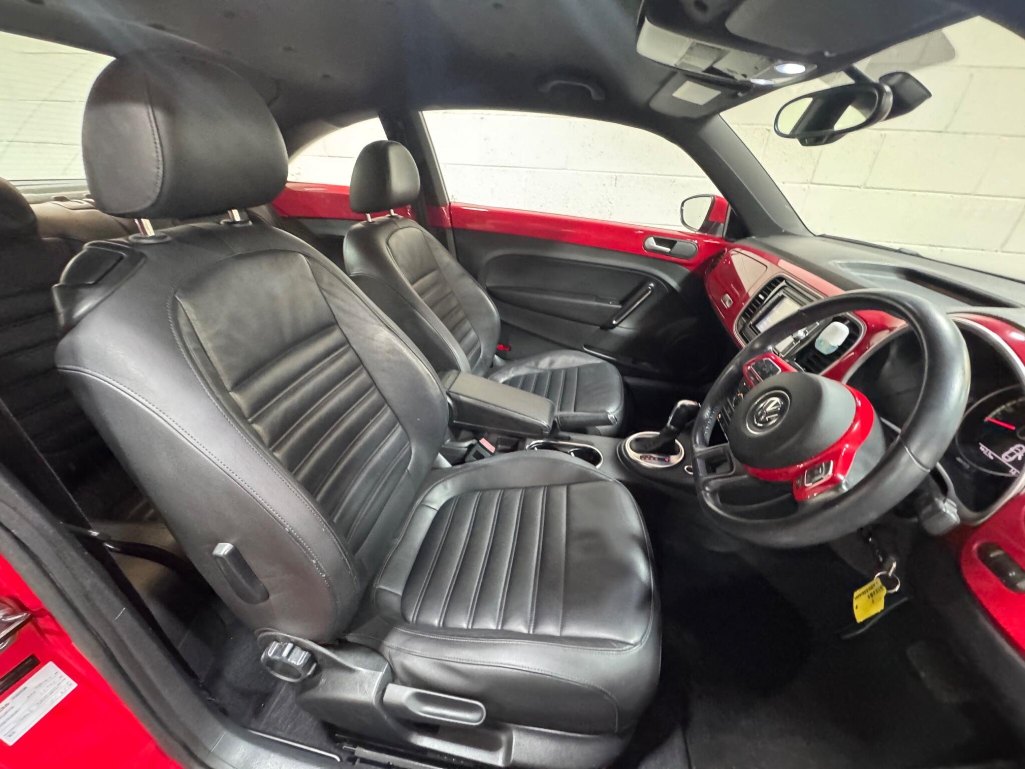 Volkswagen Beetle - Image 8