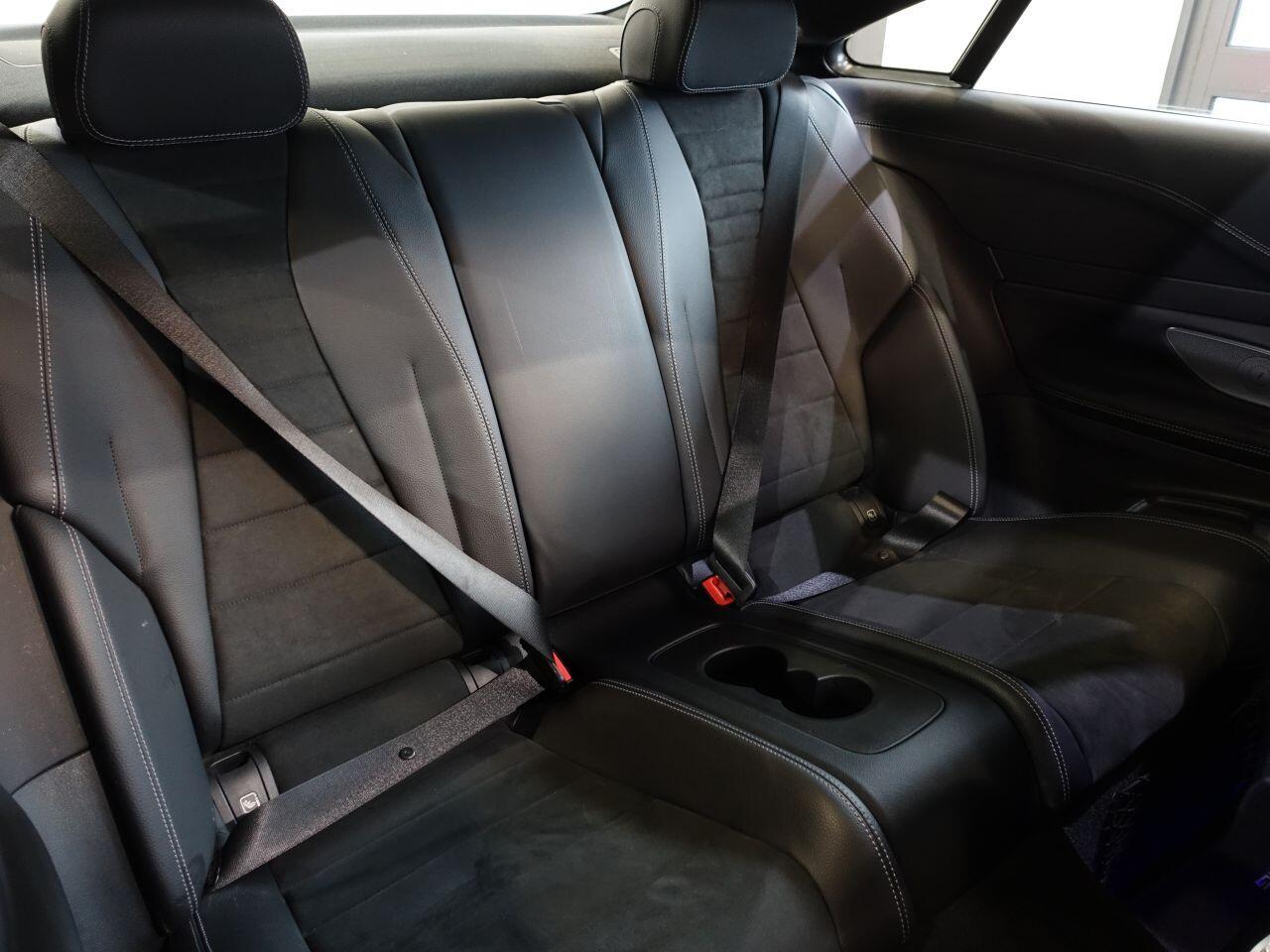 Mercedes-benz E-CLASS - Image 21
