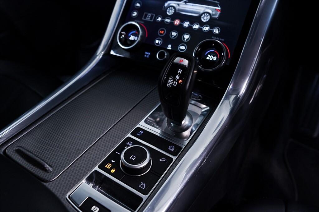 Land Rover RANGE ROVER SPORT - Image 17