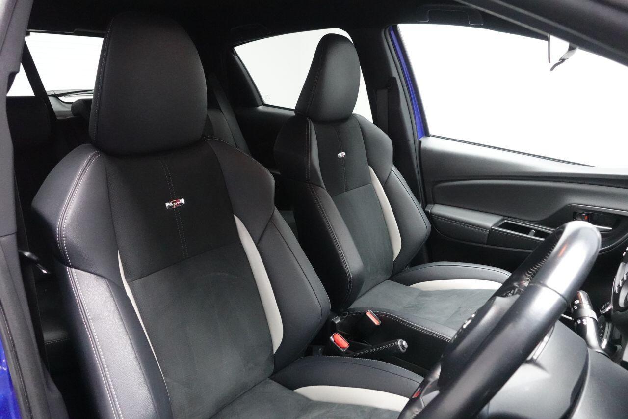 Toyota Yaris - Image 25