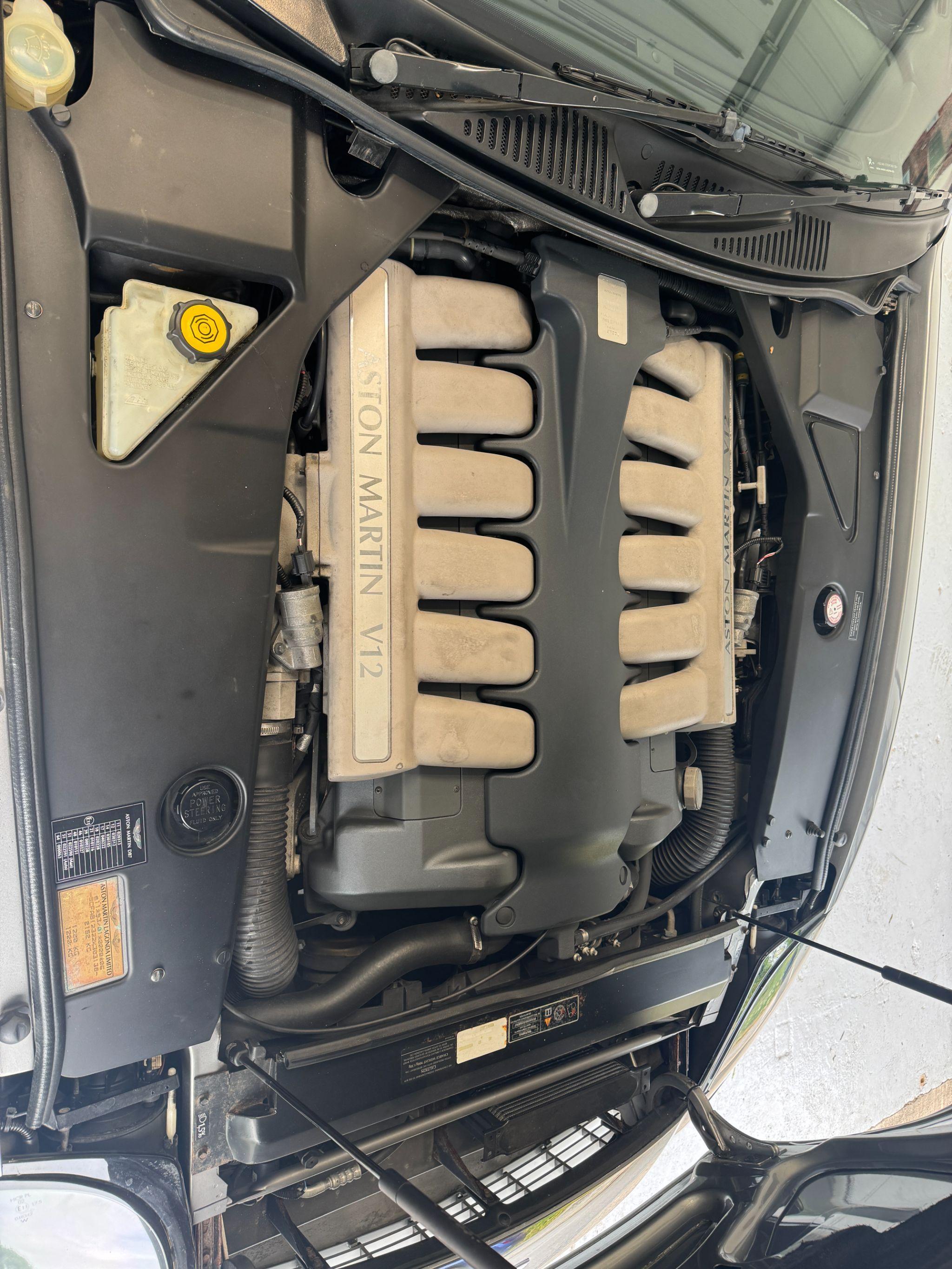 Aston Martin DB7 - Image 39