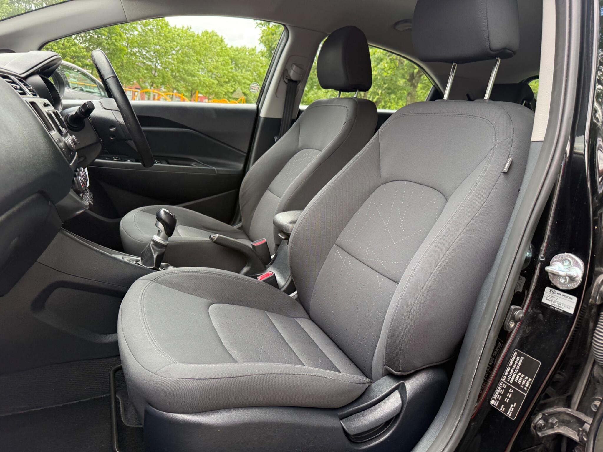 Kia Rio - Image 11