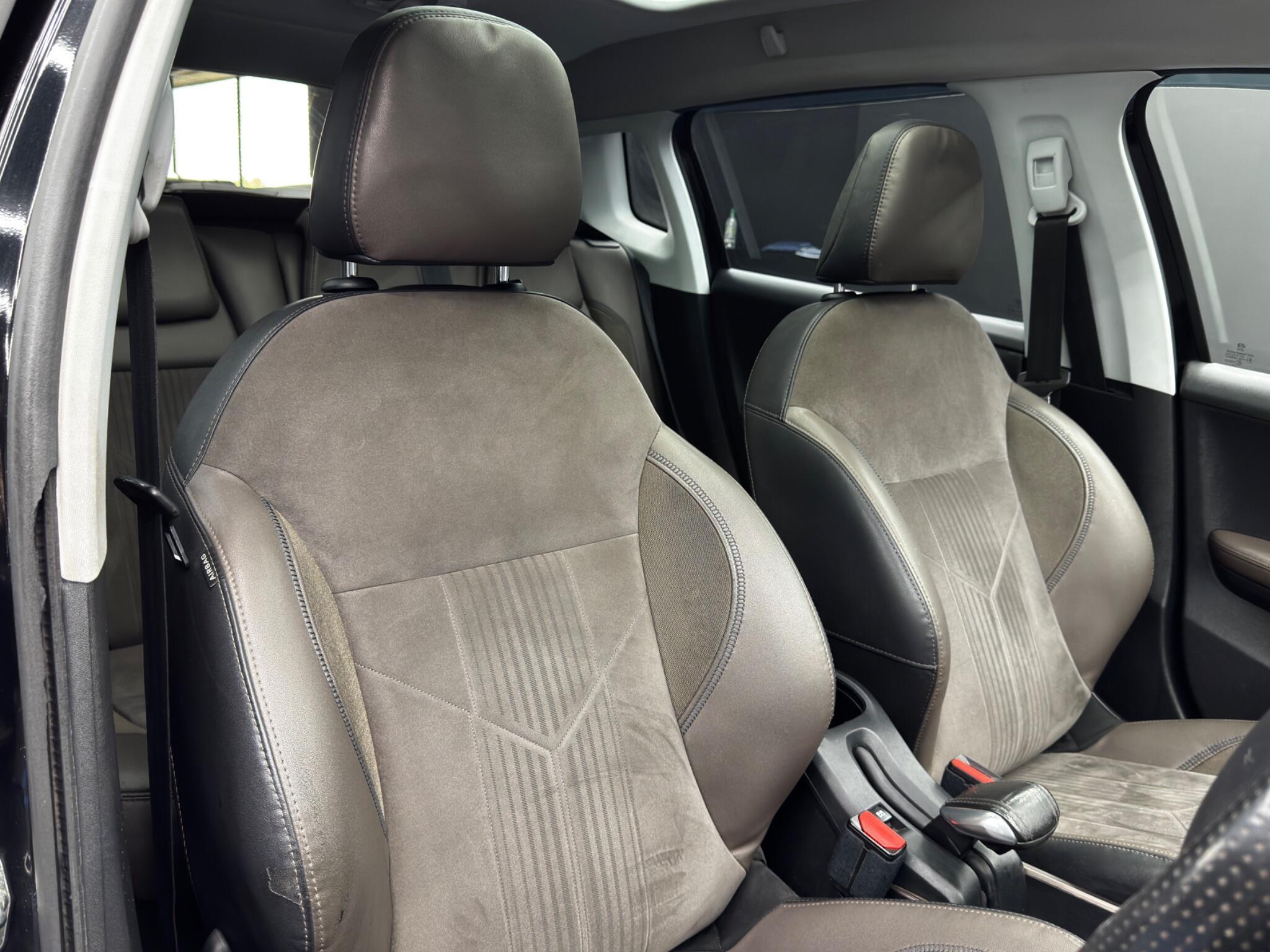 Peugeot 2008 - Image 12