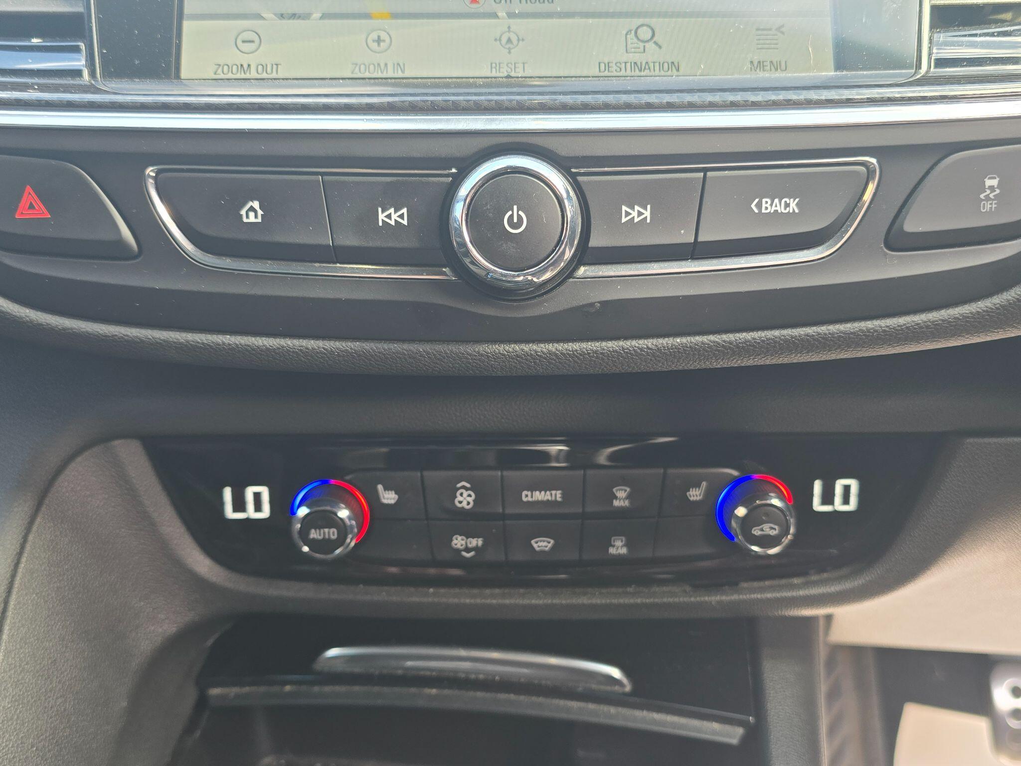 Vauxhall Insignia - Image 49