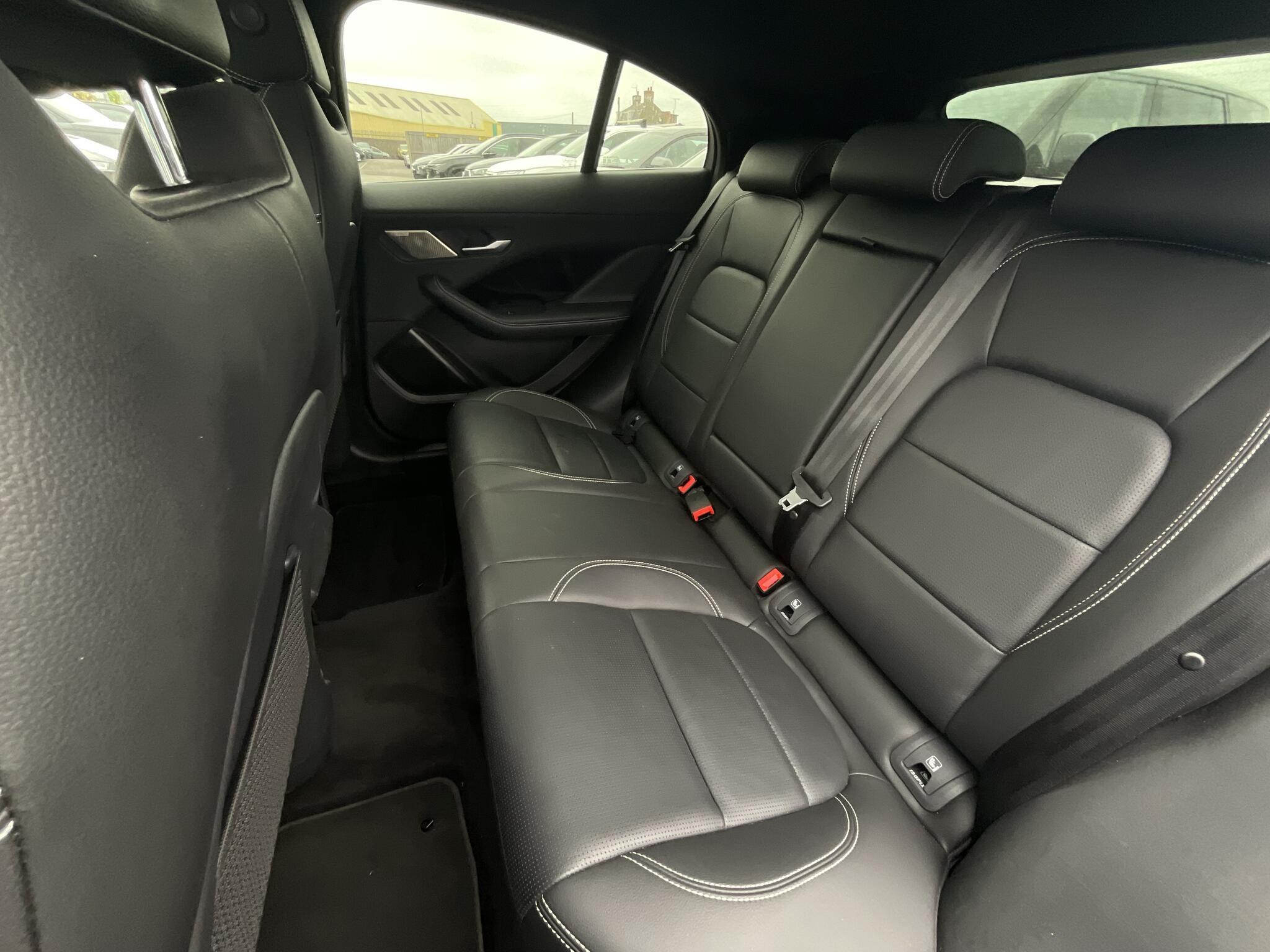Jaguar I-Pace - Image 14