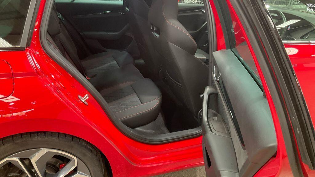 Skoda Octavia - Image 9